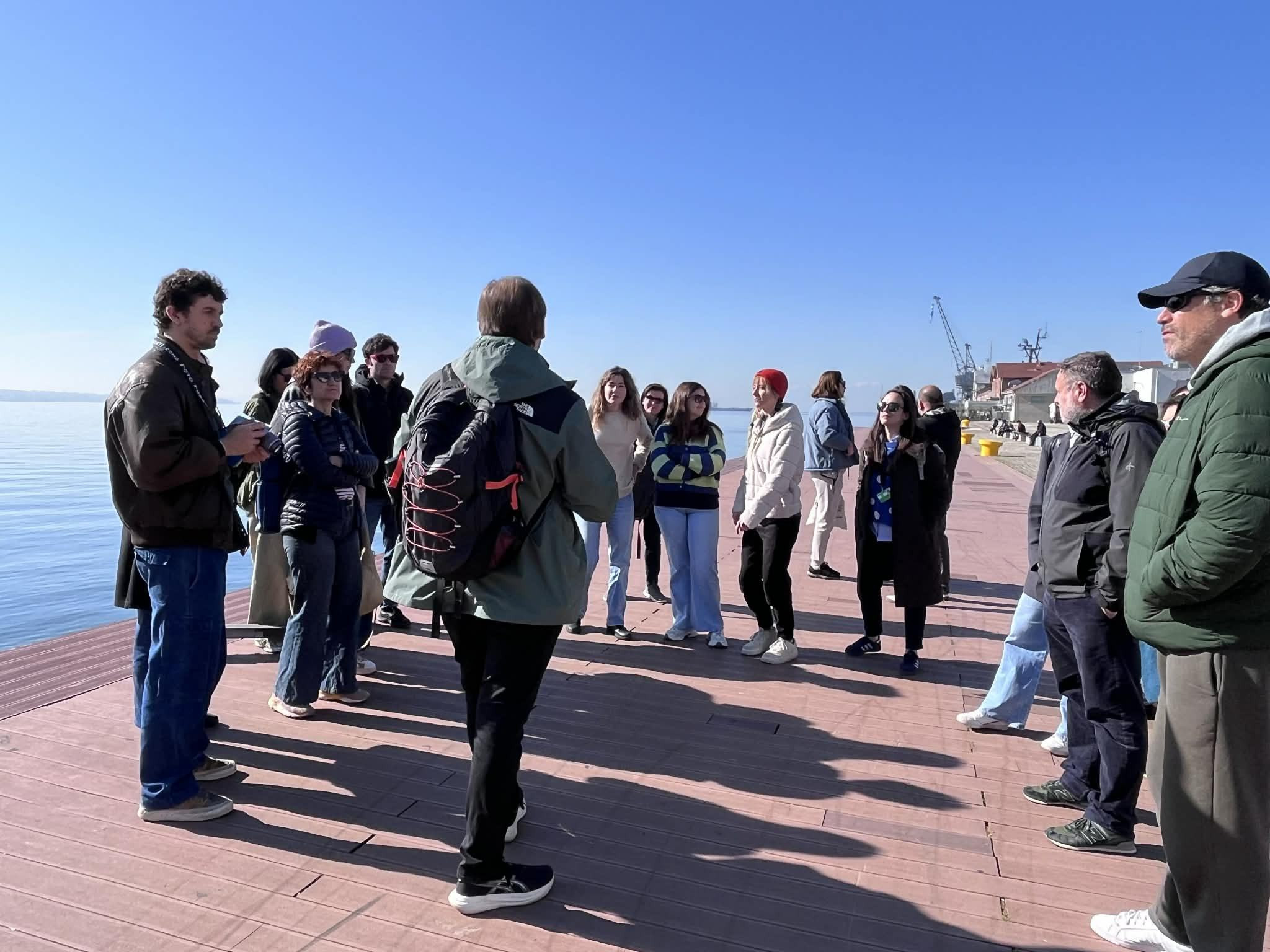 Με επίκεντρο τη διασύνδεση των Ελλήνων επαγγελματιών με τις προκλήσεις της βιωσιμότητας στις οπτικοακουστικές παραγωγές ολοκληρώθηκε το 2ο εργαστήριο του ευρωπαϊκού έργου Green SCAP στη Θεσσαλονίκη