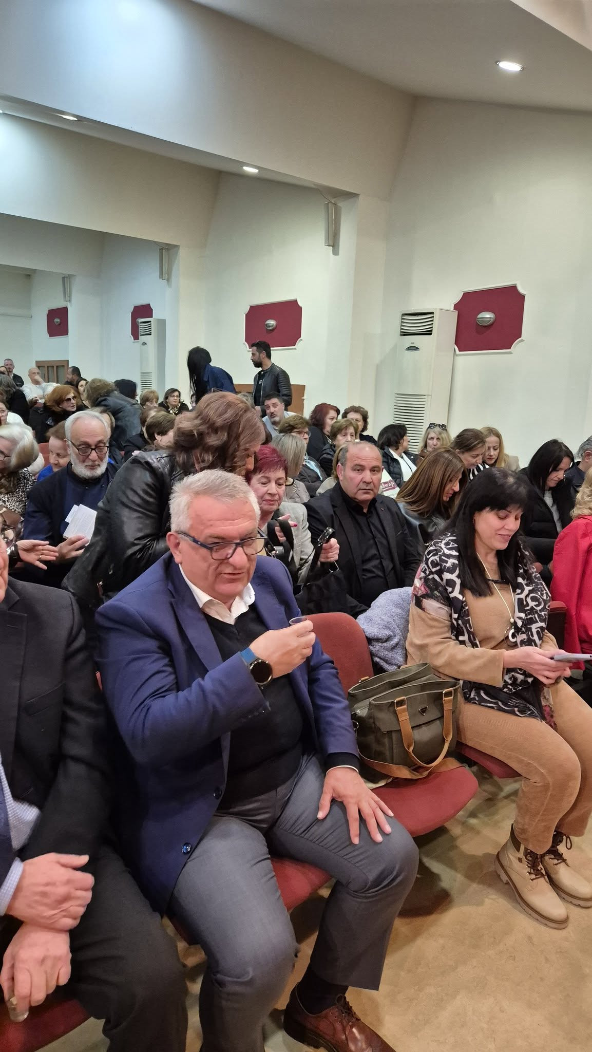 Βραδιά πολιτισμού και συγκίνησης στην Κρύα Βρύση με την παρουσίαση του βιβλίου «Καθαρμός»