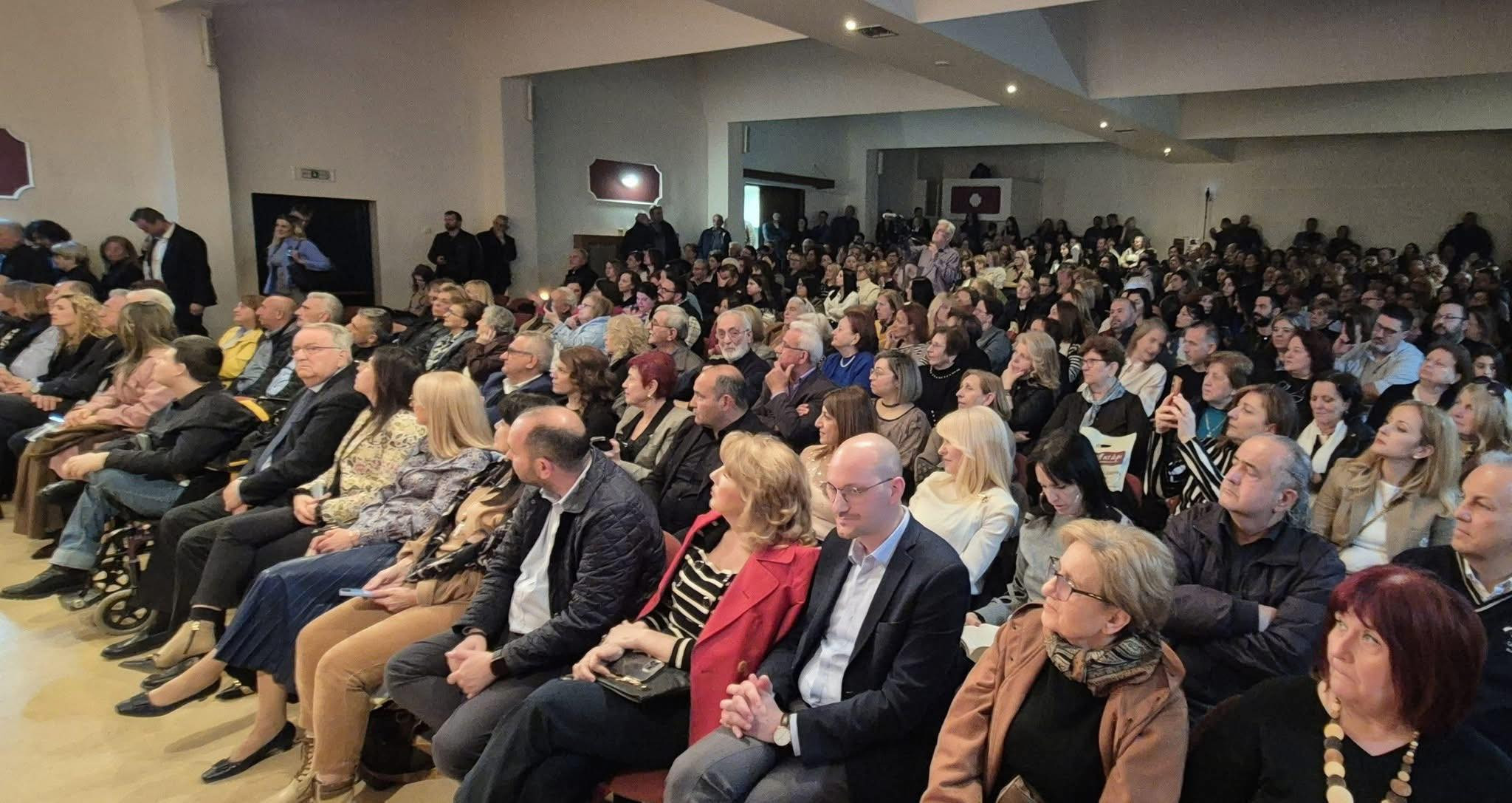 Βραδιά πολιτισμού και συγκίνησης στην Κρύα Βρύση με την παρουσίαση του βιβλίου «Καθαρμός»