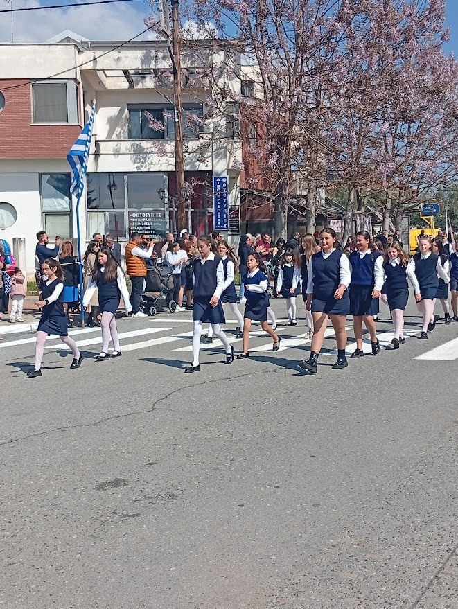 Παρέλαση 25ης Μαρτίου στον Νέο Μυλότοπο (φωτογραφίες)