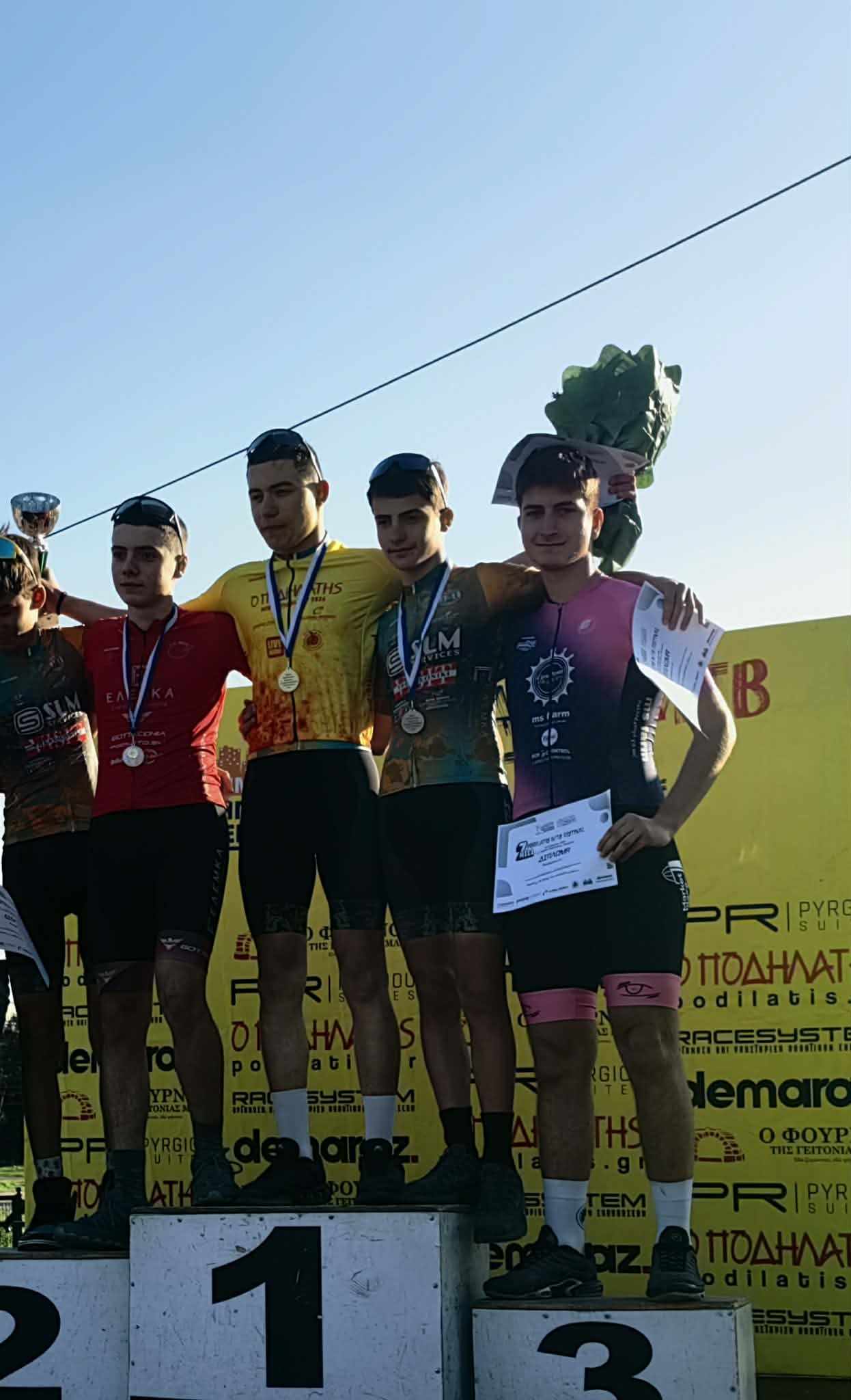 Αθλητικός Ποδηλατικός Όμιλος Γιαννιτσών: Ένα Σαββατοκύριακο γεμάτο...βάθρα!