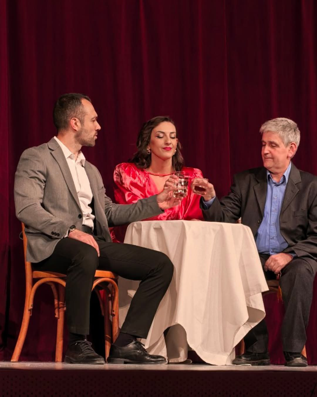 Γέλια, χειροκροτήματα και sold out - Ο ΕΡΑ.Σ.ΘΕ. κερδίζει το κοινό