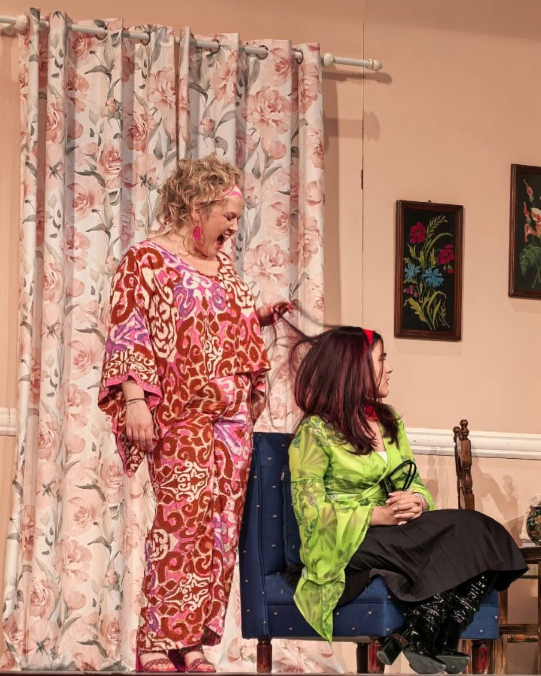 Γέλια, χειροκροτήματα και sold out - Ο ΕΡΑ.Σ.ΘΕ. κερδίζει το κοινό