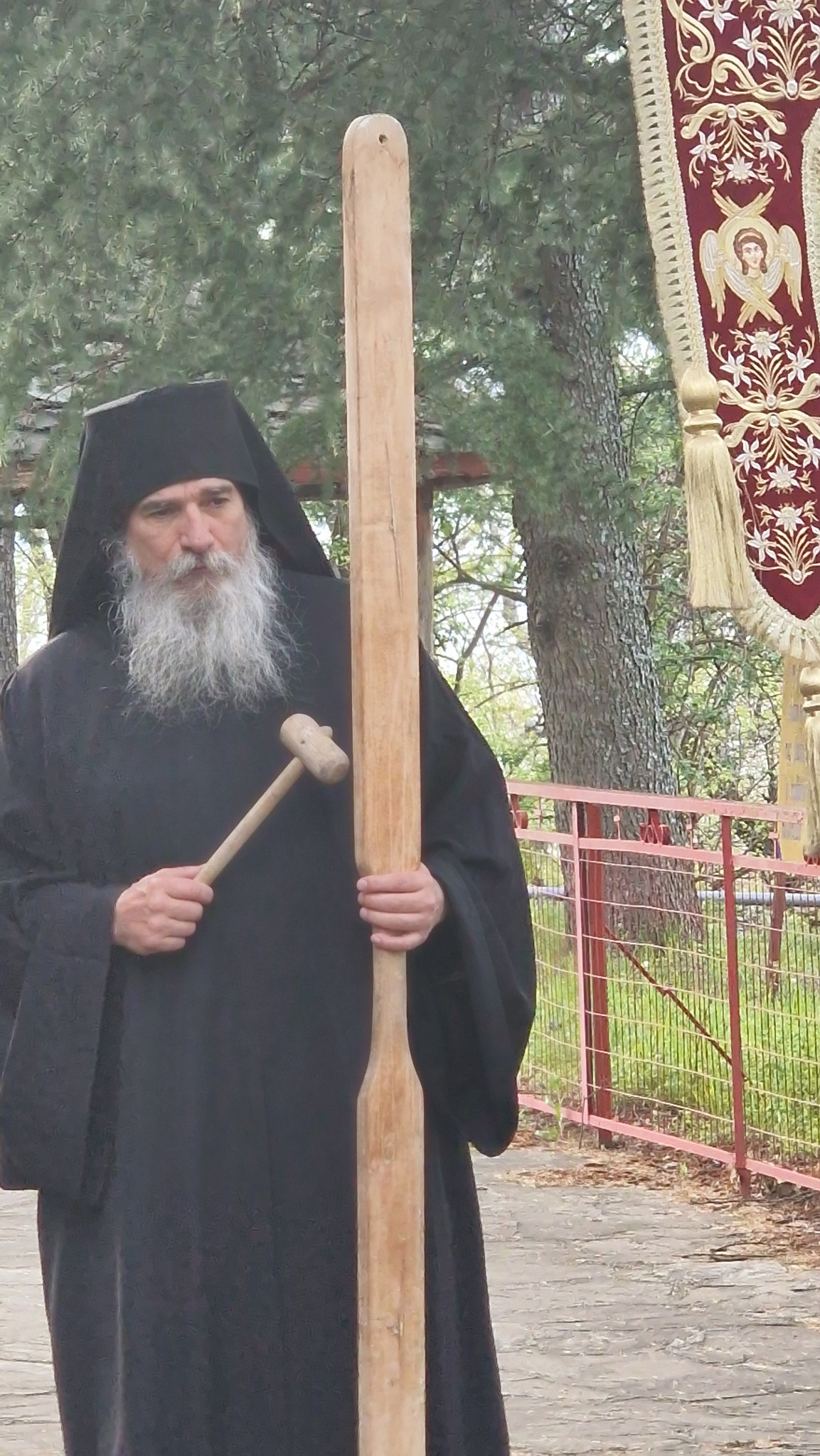 Με λαμπρότητα ο Εσπερινός της Αγάπης στην Ιερά Μονή Αρχαγγέλου Μιχαήλ Αλμωπίας παρουσία του Επισκόπου κ. Στεφάνου