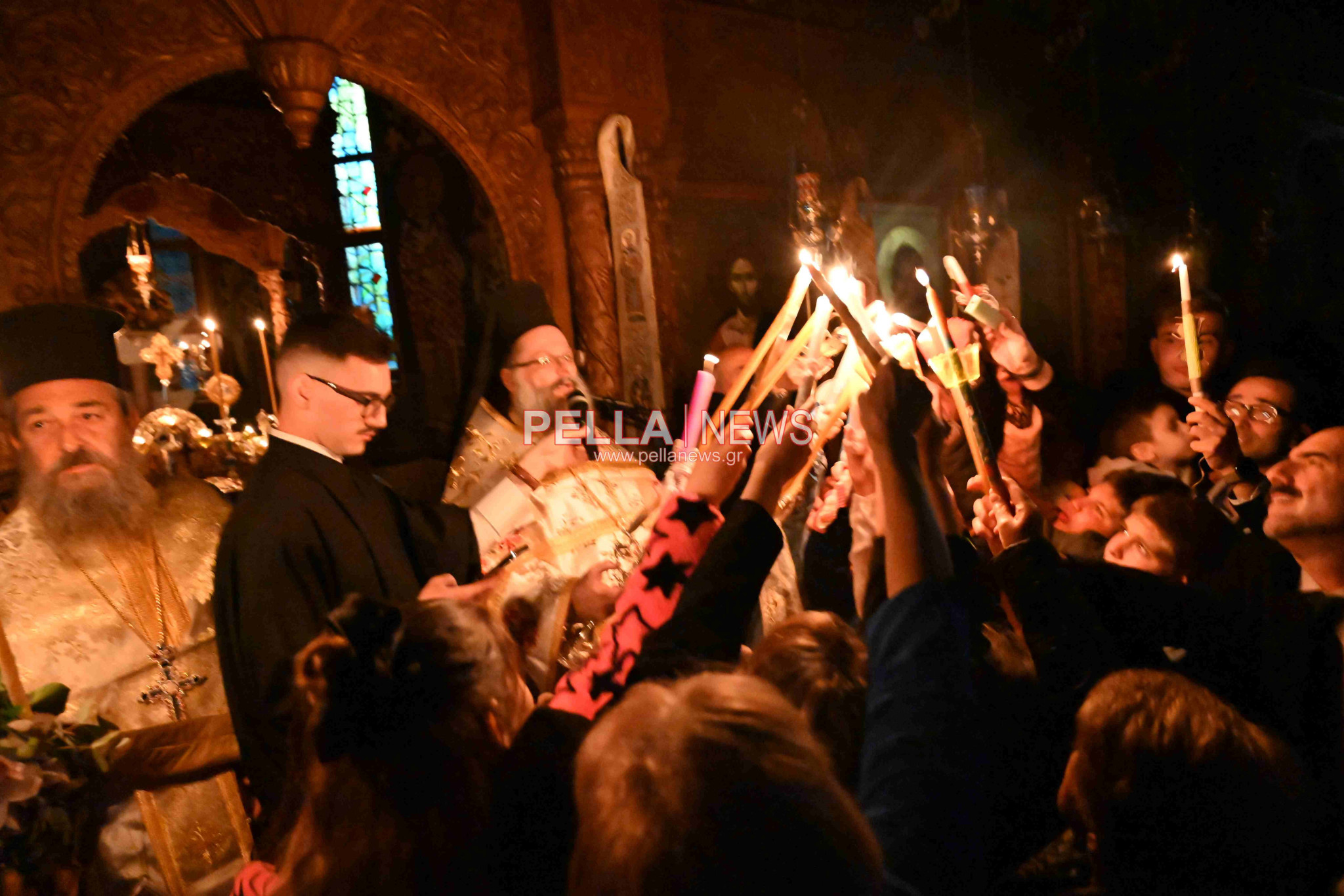 Η τελετή της Αναστάσεως στον Ιερό Ναό Αγίου Στεφάνου Σκύδρας