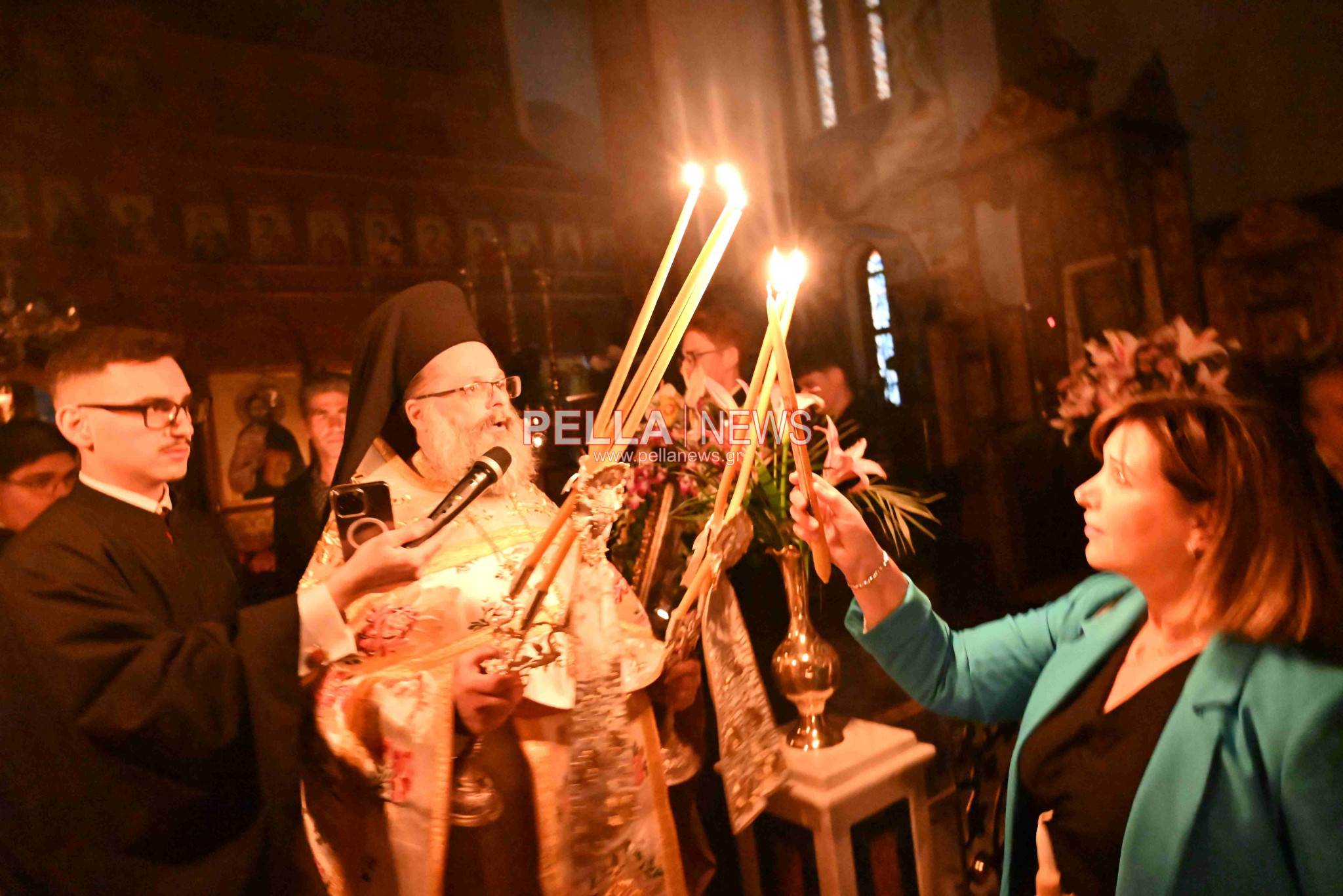 Η τελετή της Αναστάσεως στον Ιερό Ναό Αγίου Στεφάνου Σκύδρας