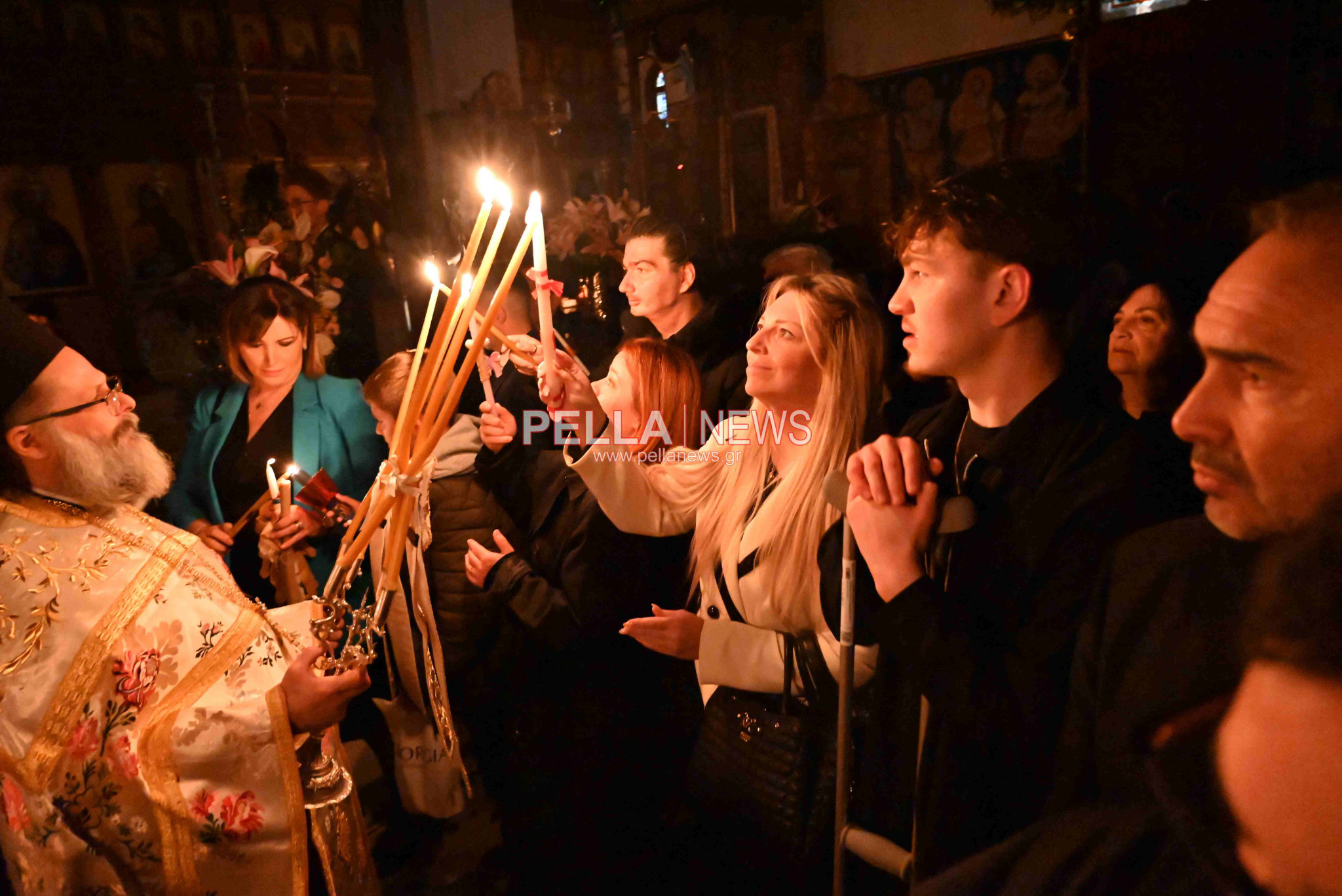 Η τελετή της Αναστάσεως στον Ιερό Ναό Αγίου Στεφάνου Σκύδρας