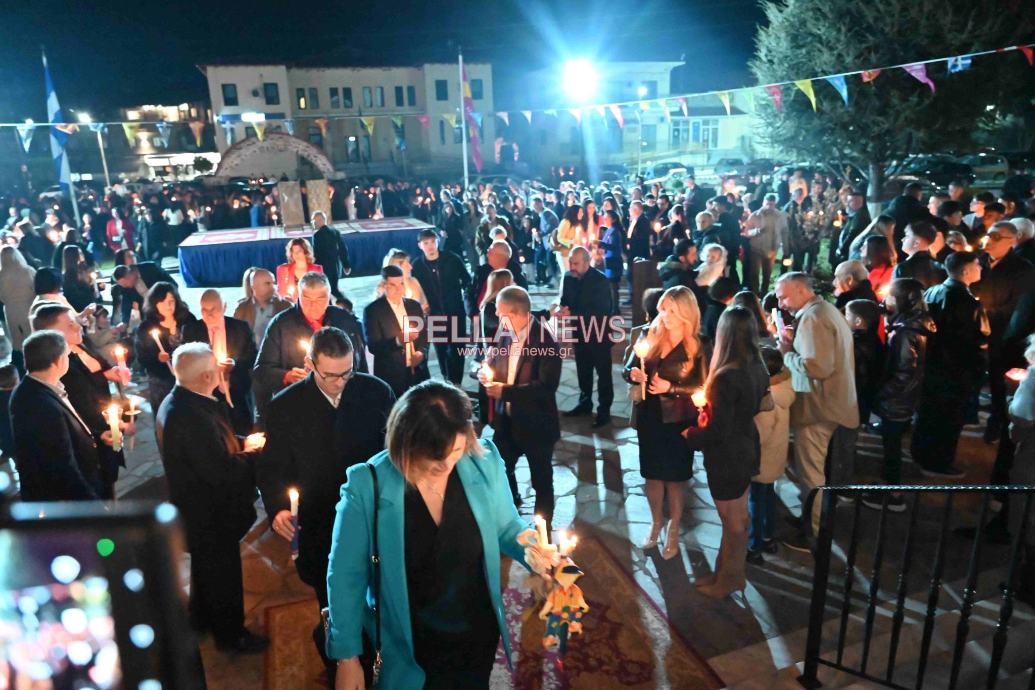 Η τελετή της Αναστάσεως στον Ιερό Ναό Αγίου Στεφάνου Σκύδρας