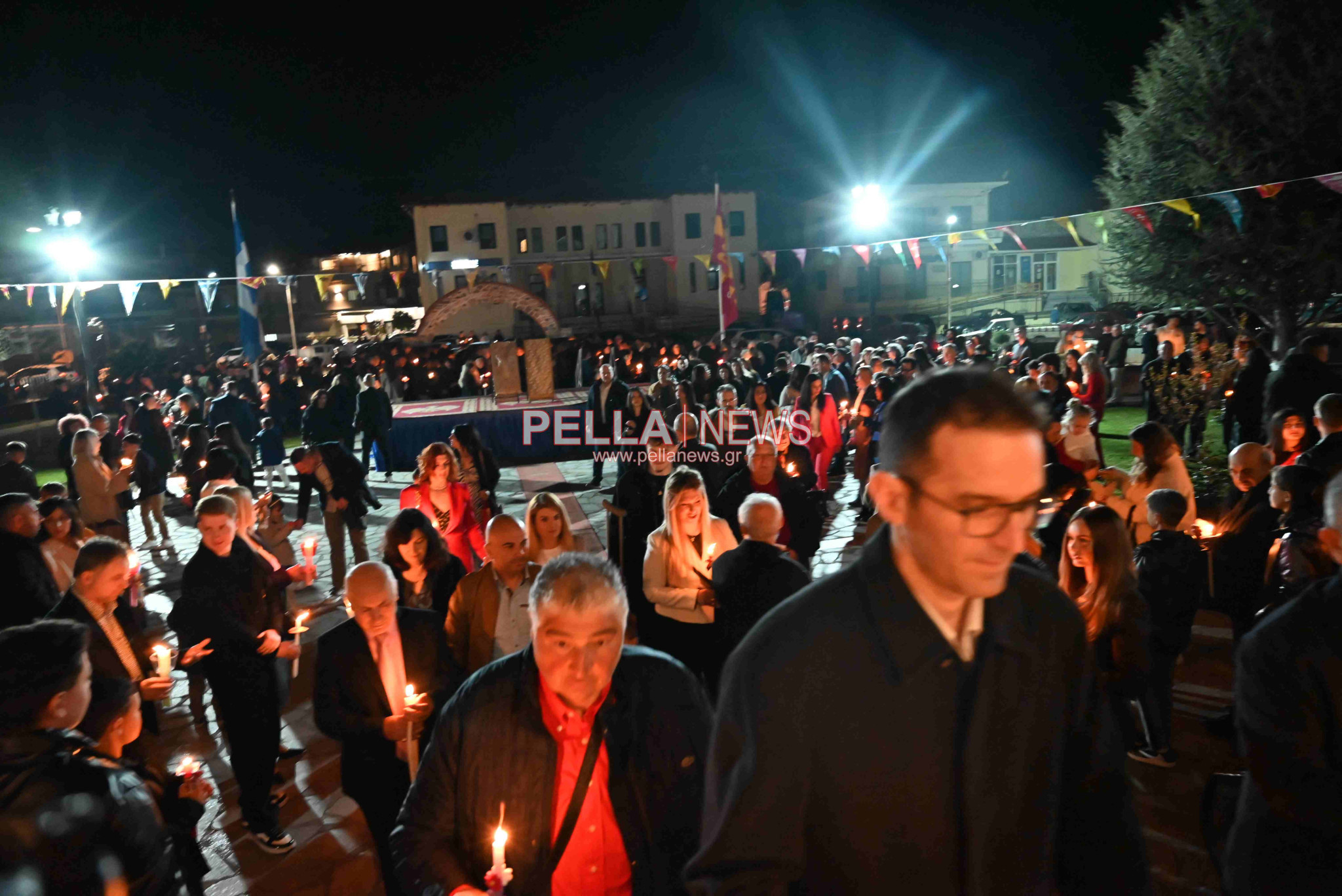 Η τελετή της Αναστάσεως στον Ιερό Ναό Αγίου Στεφάνου Σκύδρας