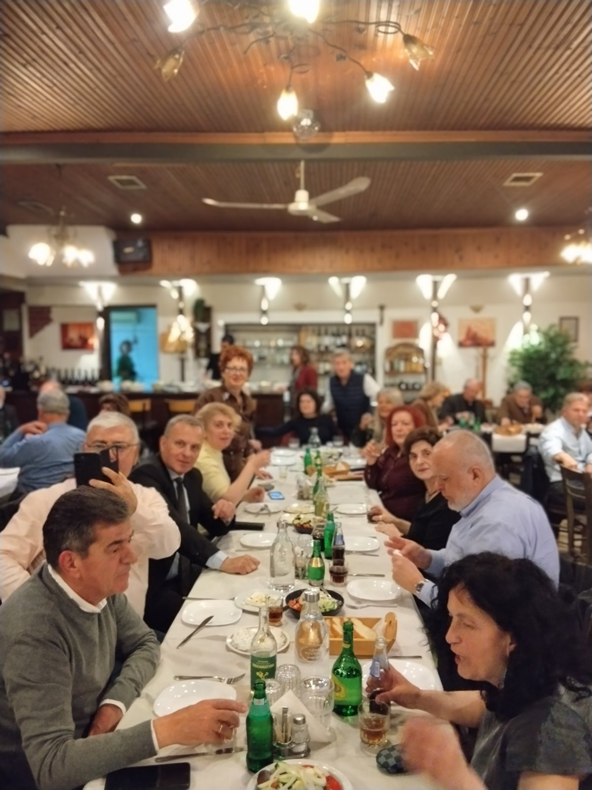 Συνάντηση των αποφοίτων Λυκείου Σκύδρας του 1981 μετά από 45 χρόνια