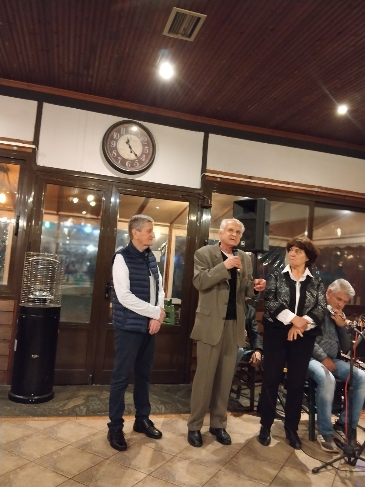 Συνάντηση των αποφοίτων Λυκείου Σκύδρας του 1981 μετά από 45 χρόνια