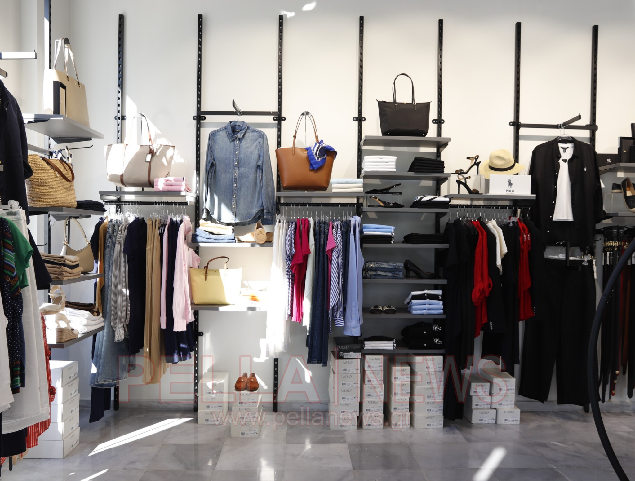 Το νέο σημείο αναφοράς για τη γυναικεία μόδα στη Σκύδρα είναι γεγονός (φωτογραφίες & βίντεο)