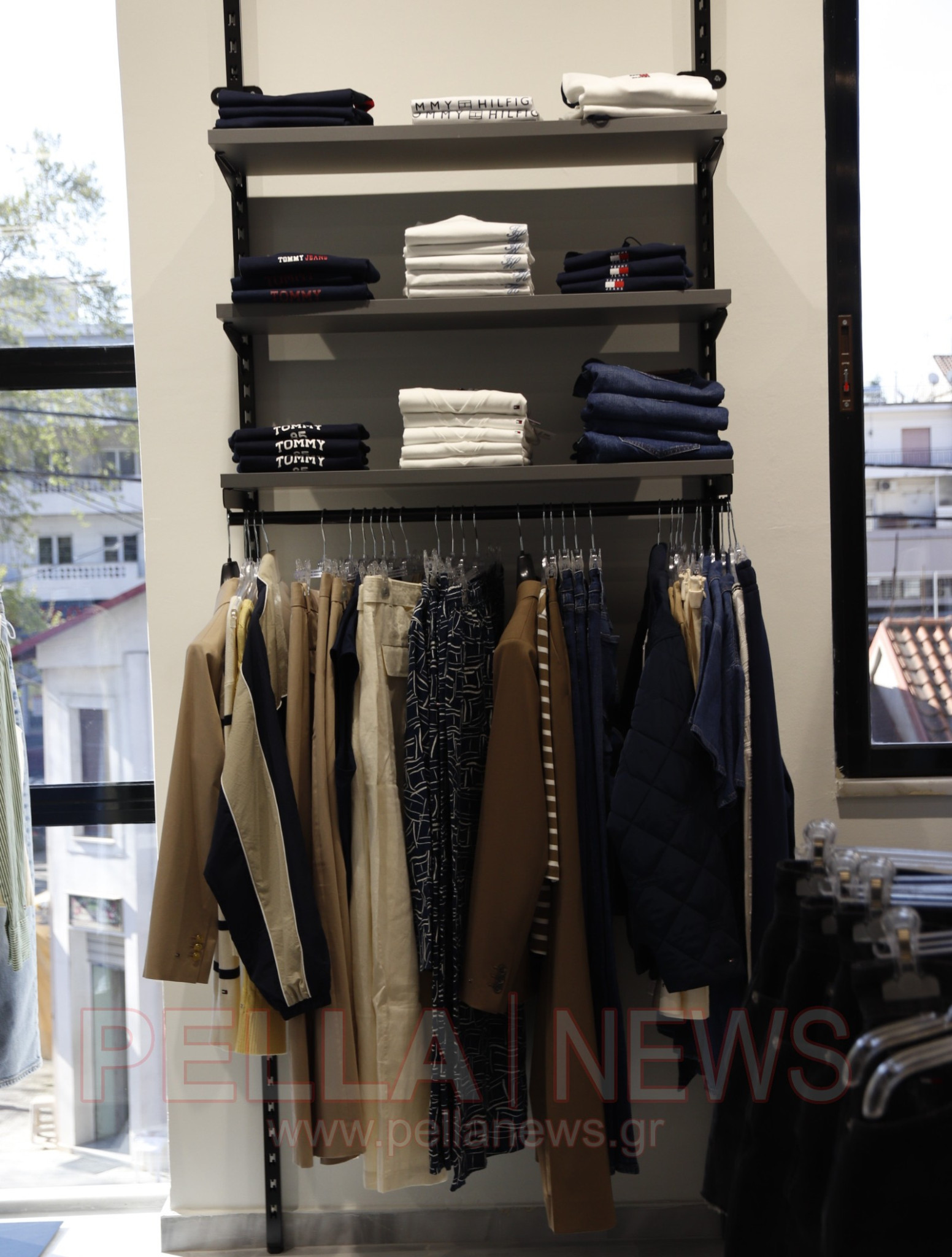 Το νέο σημείο αναφοράς για τη γυναικεία μόδα στη Σκύδρα είναι γεγονός (φωτογραφίες & βίντεο)