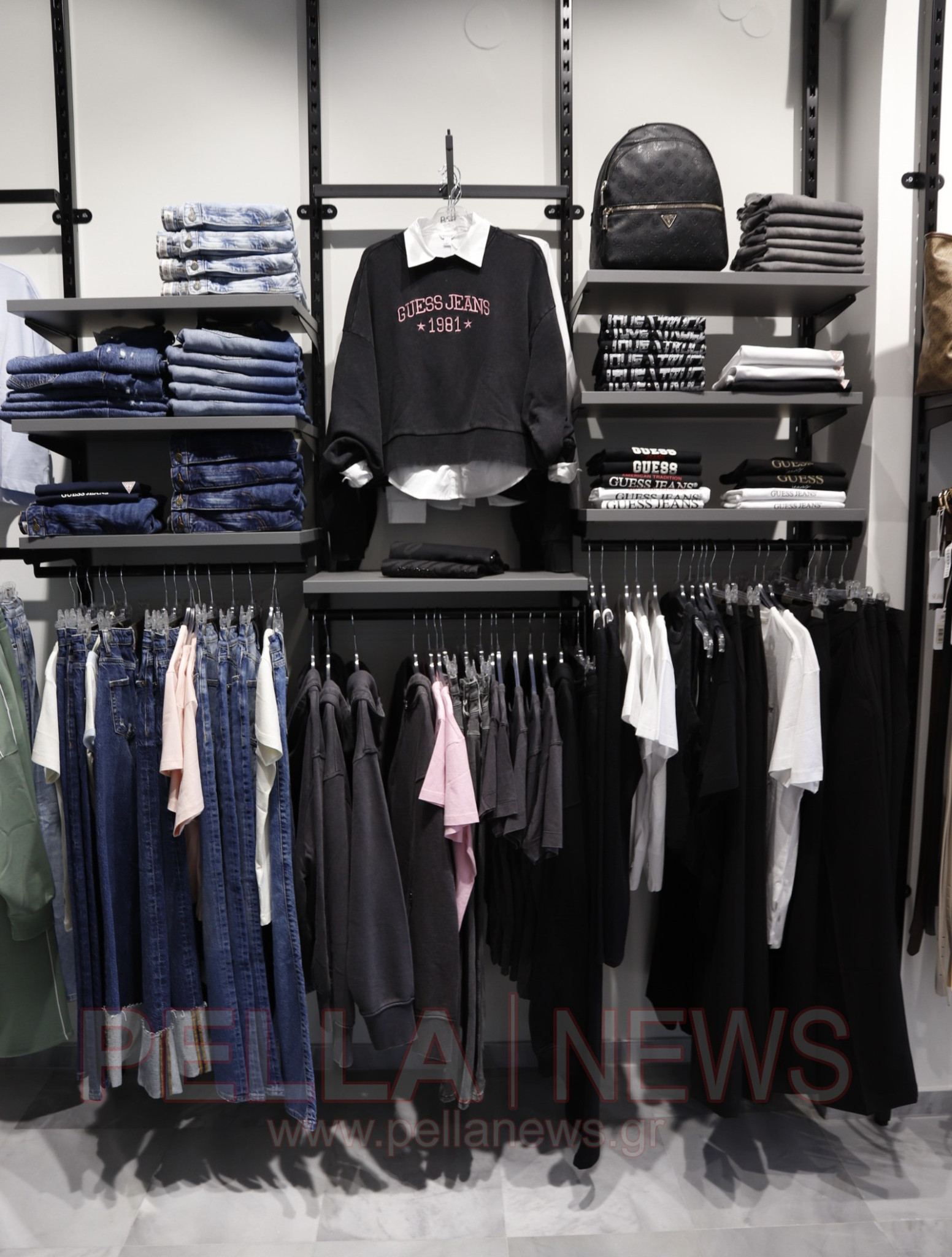 Το νέο σημείο αναφοράς για τη γυναικεία μόδα στη Σκύδρα είναι γεγονός (φωτογραφίες & βίντεο)