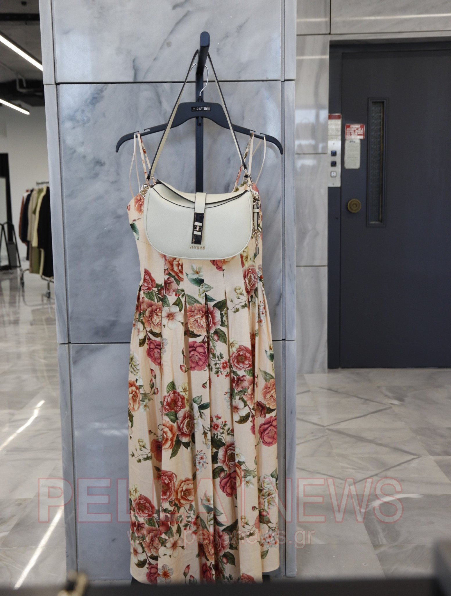 Το νέο σημείο αναφοράς για τη γυναικεία μόδα στη Σκύδρα είναι γεγονός (φωτογραφίες & βίντεο)