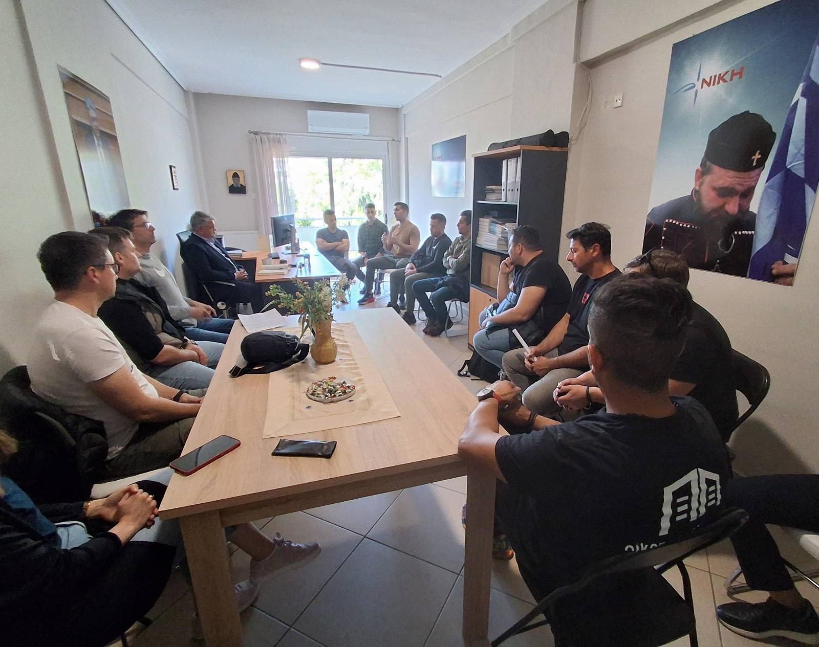 Στο πλευρό των πυροσβεστών της Πιερίας ο Πρόεδρος της ΝΙΚΗ