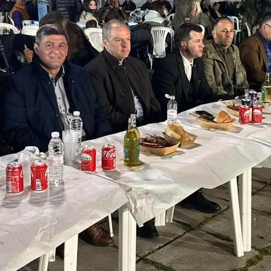 Διονύσης Σταμενίτης: Συγχαρητήρια σε όλους τους διοργανωτές και τους εθελοντές για την εξαιρετική δουλειά και τη διατήρηση των εθίμων μας.