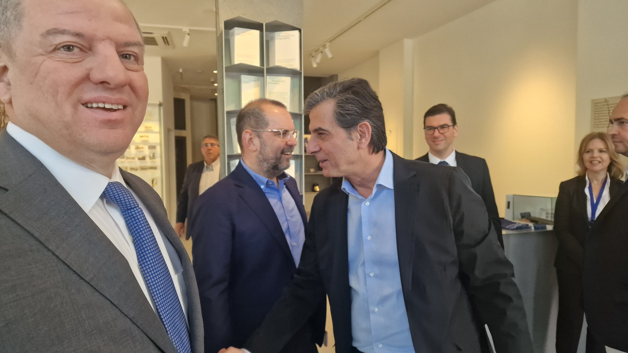 Έδεσσα: Επίσκεψη Κοντογεώργη και Γκιουλέκα στο Μουσείο Μακεδονικού Αγώνα Γέσιου με ευρεία παρουσία τοπικών αρχών