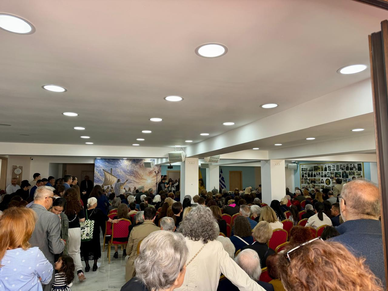 Λάκης Βασιλειάδης: Συγχαρητήρια στους πατέρες, τους δωρητές και τους εθελοντές για την υλοποίηση της προσπάθειας αυτής.