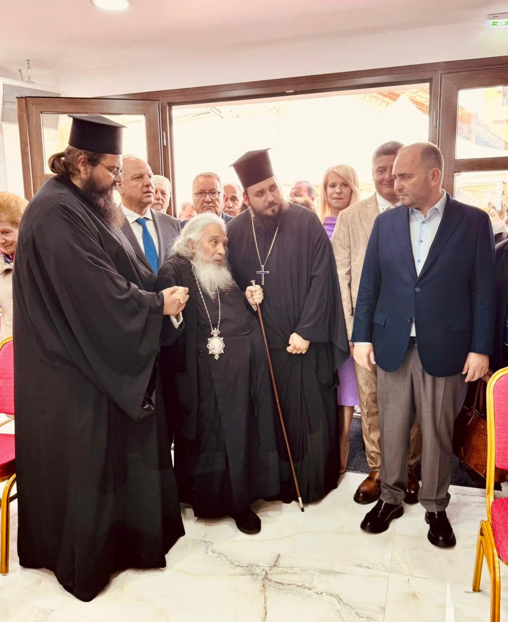 Λάκης Βασιλειάδης: Συγχαρητήρια στους πατέρες, τους δωρητές και τους εθελοντές για την υλοποίηση της προσπάθειας αυτής.