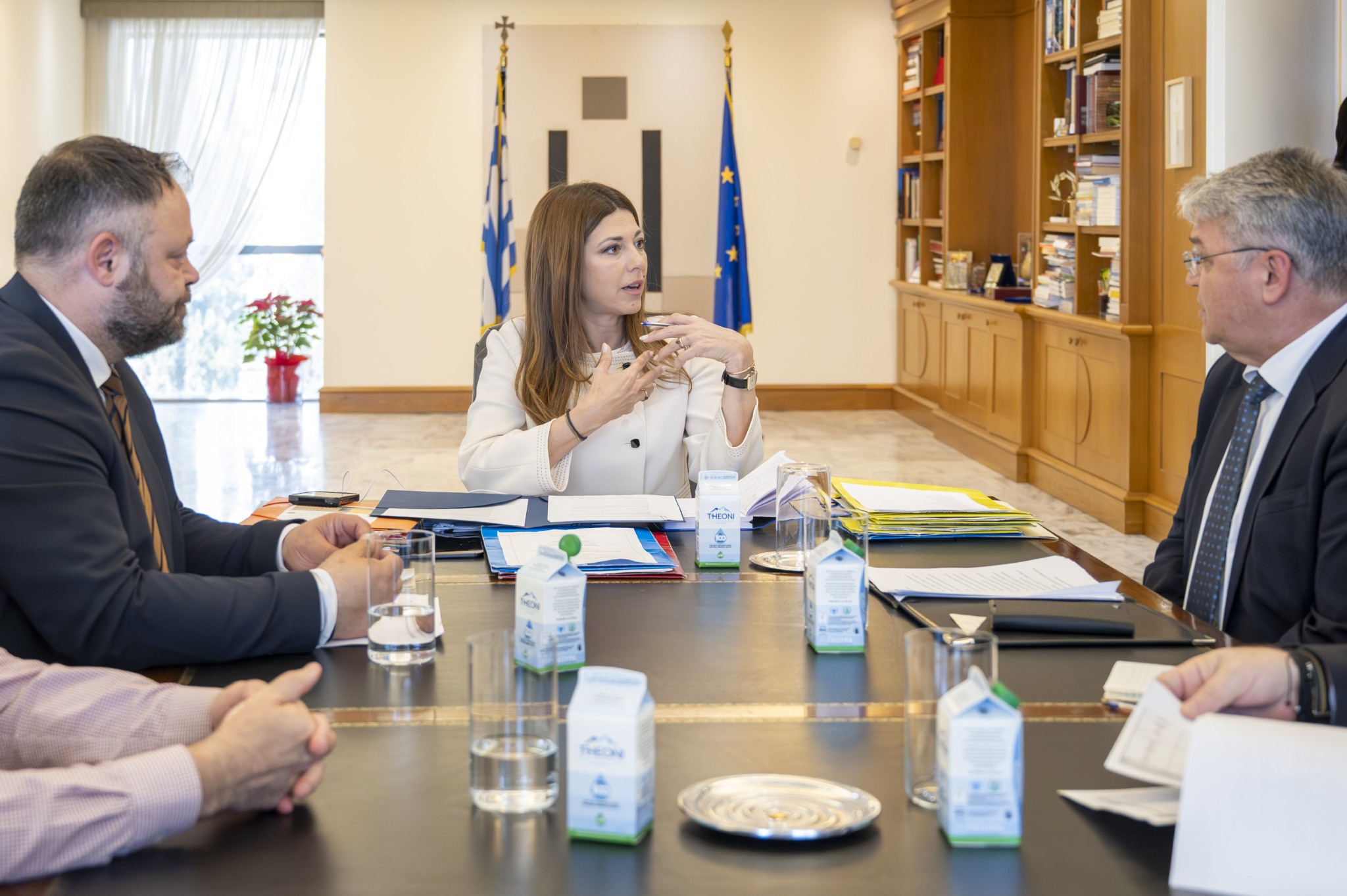 Δ. Νατσιός σε Σ. Ζαχαράκη: Αντίθετη η ΝΙΚΗ σε οποιαδήποτε σκέψη αντικατάστασης του μαθήματος των Θρησκευτικών