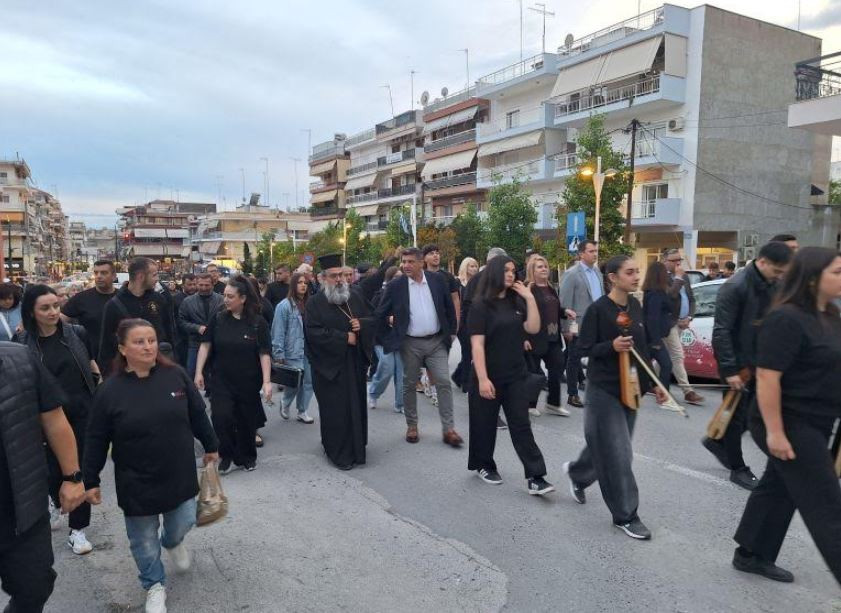 Ο Δήμος Πέλλας άναψε τη «Φλόγα της Μνήμης» για τις 353.000 ψυχές των Ελλήνων του Πόντου