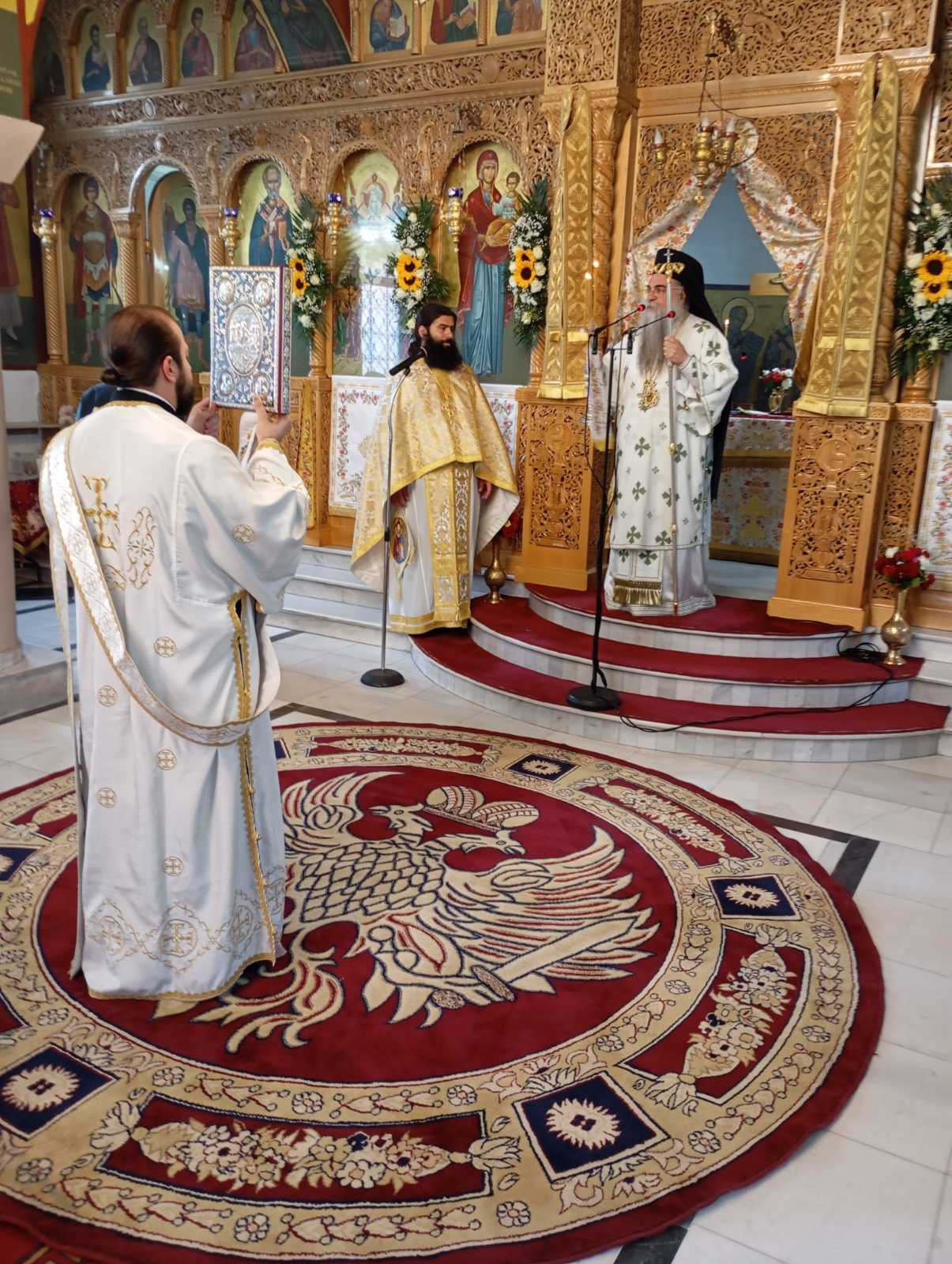 Ο Επίσκοπος Αλμωπίας στο Θεοδωράκι