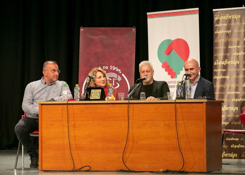 Ο Δήμος Πέλλας τίμησε τον καταξιωμένο συγγραφέα Σπύρο Πετρουλάκη