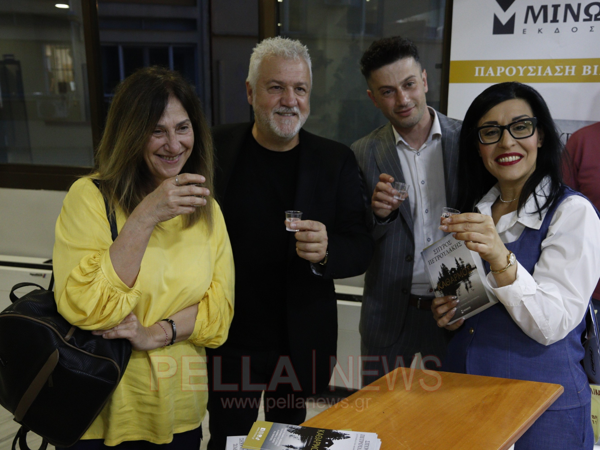 Το Βιβλιοπωλείο «ΑΛΦΑΒΗΤΑΡΙ» παρουσίασε στα Γιαννιτσά τον «Καθαρμό» του Σπύρου Πετρουλάκη (βιντεο/ φωτογραφίες)