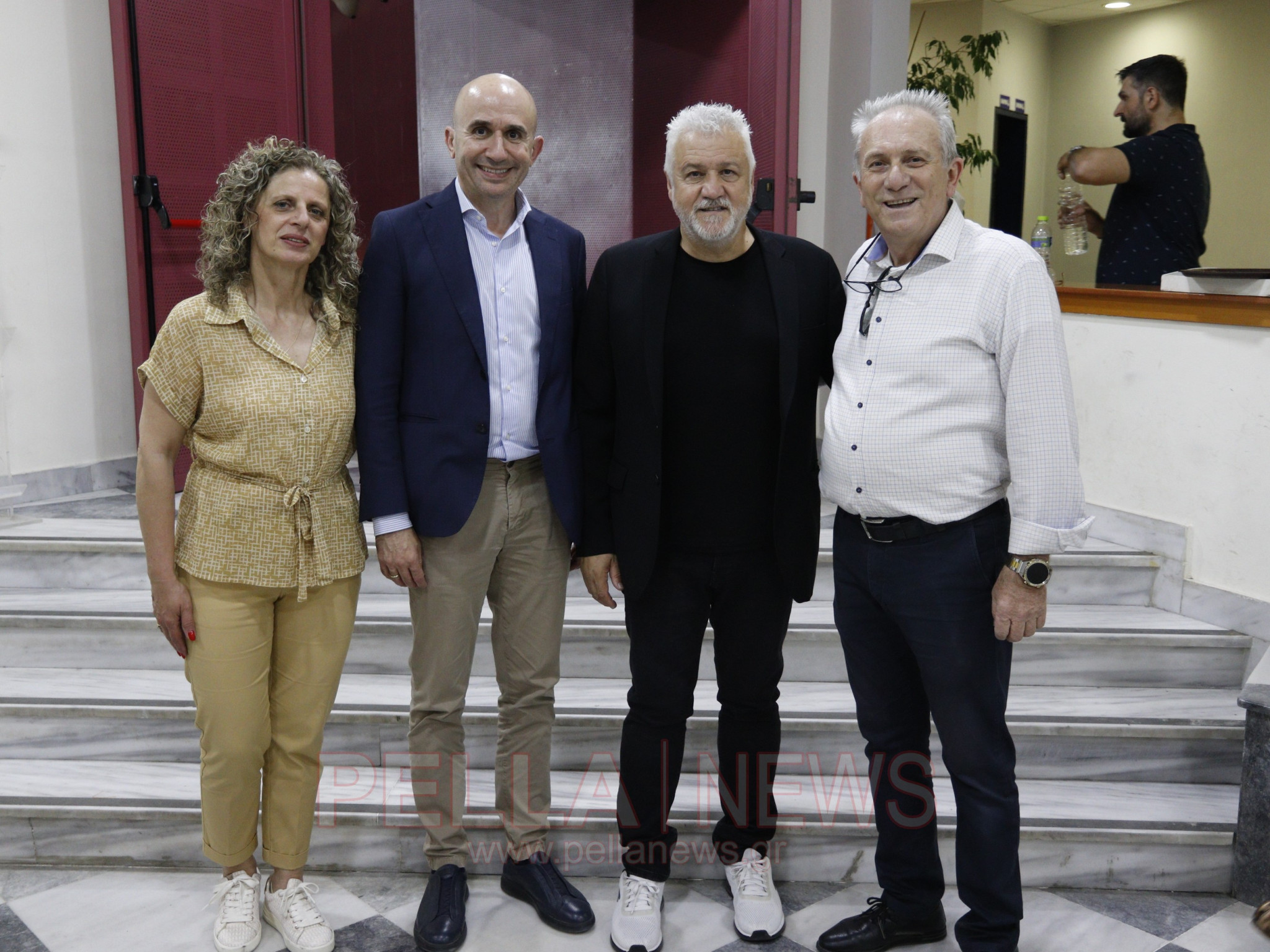 Το Βιβλιοπωλείο «ΑΛΦΑΒΗΤΑΡΙ» παρουσίασε στα Γιαννιτσά τον «Καθαρμό» του Σπύρου Πετρουλάκη (βιντεο/ φωτογραφίες)