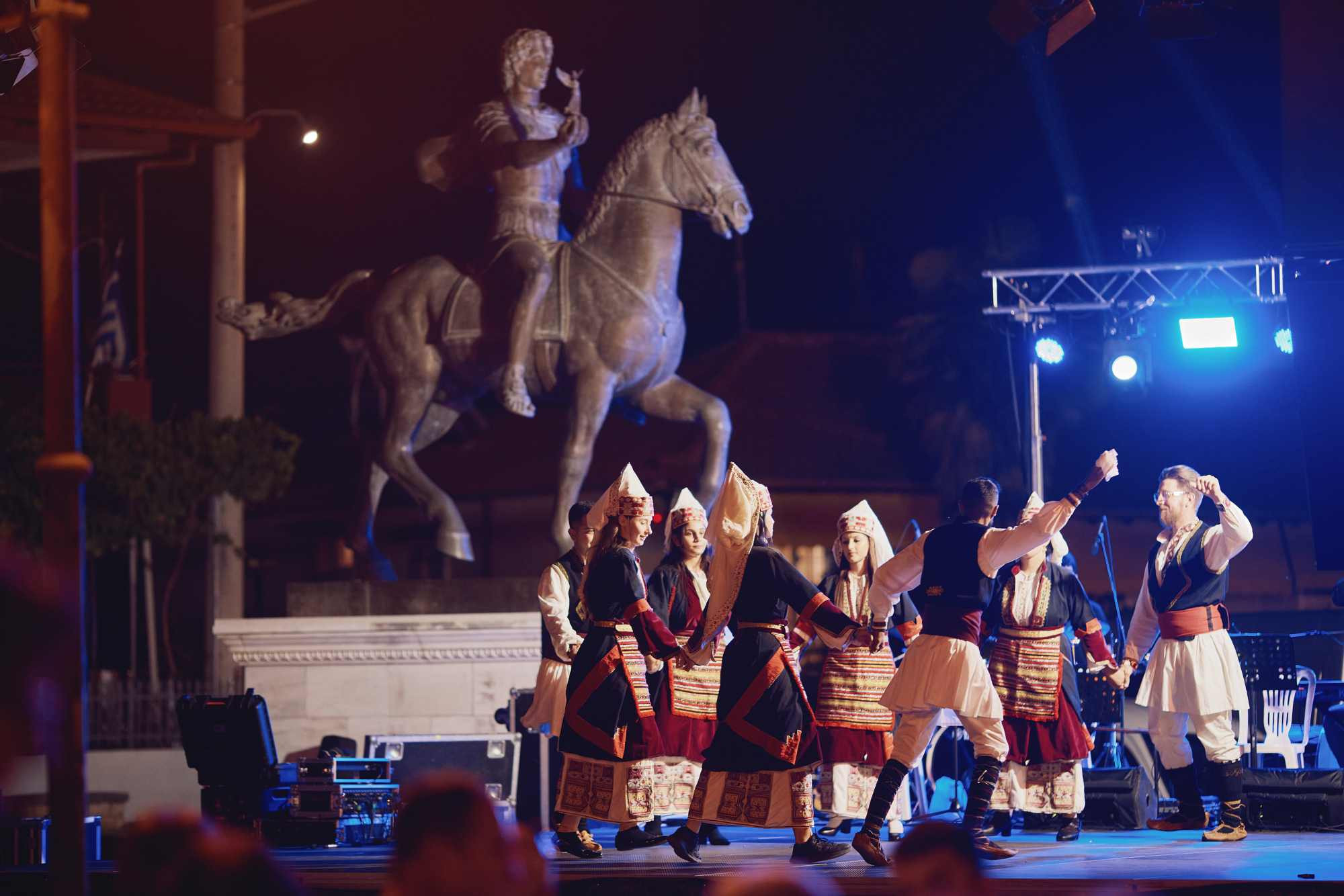 Πέλλα: Από τη γενέτειρα του Μεγάλου Αλεξάνδρου η ΝΙΚΗ απαντά στην παραχάραξη της Ιστορίας