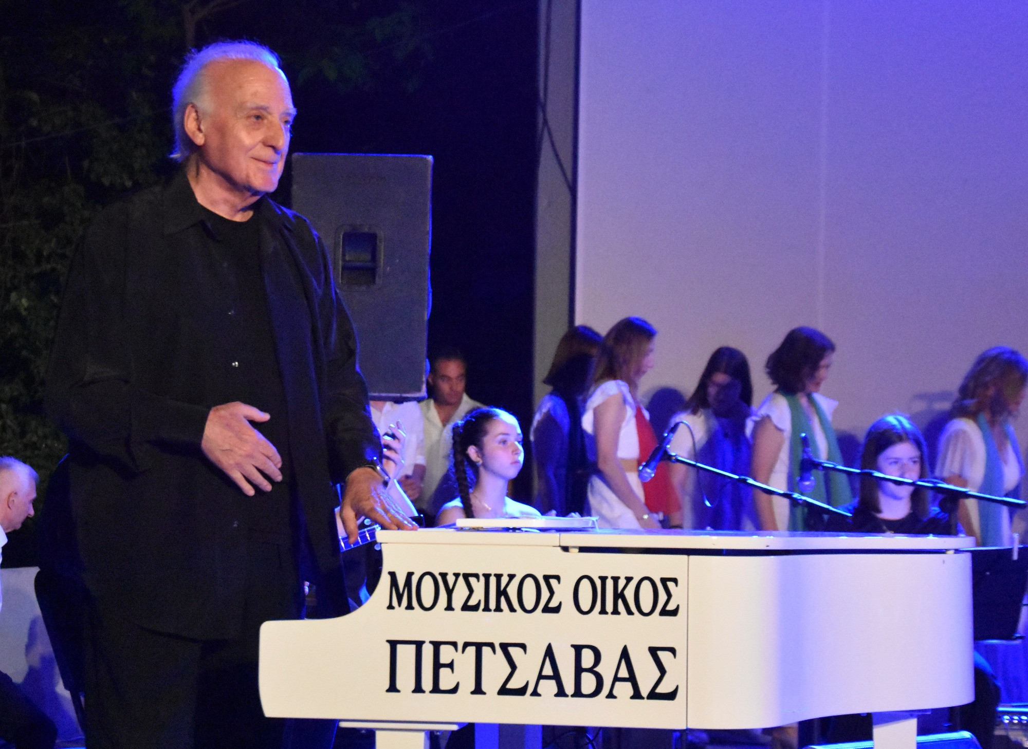 Ο Γιώργος Χατζηνάσιος καθήλωσε το κοινό της Νάουσας