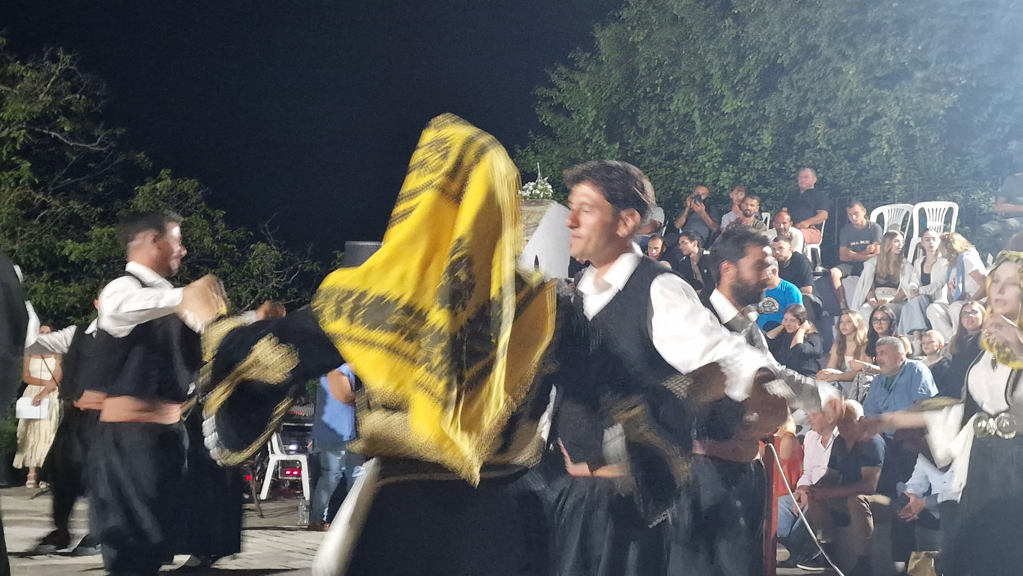 Με χορό, παράδοση και έντονο πολιτικό ενδιαφέρον ολοκληρώθηκε η 25η Γιορτή Κερασιών στον Αρχάγγελο