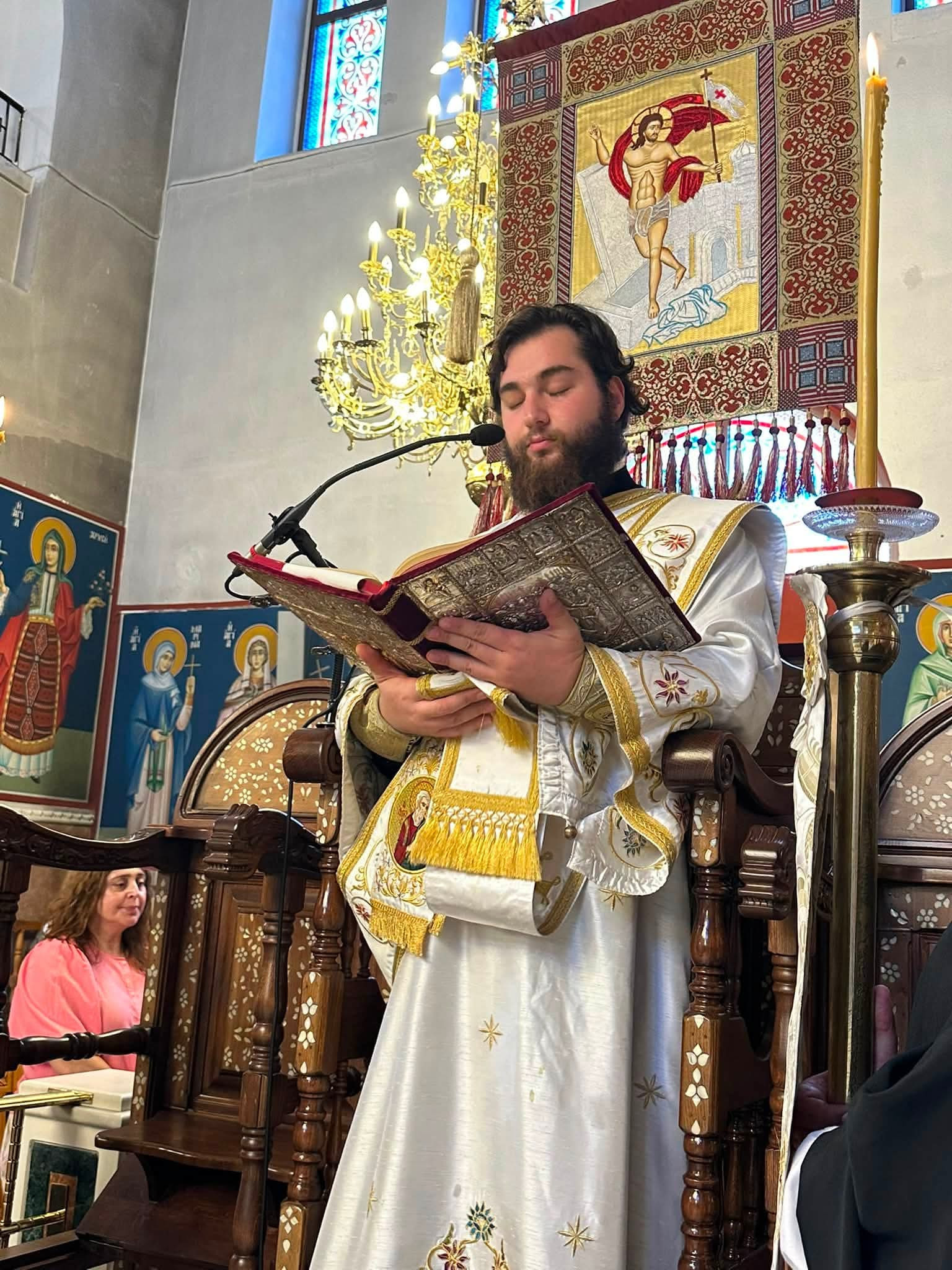 Με λαμπρότητα η Αρχιερατική Θεία Λειτουργία στον Ιερό Ναό Αγίου Στεφάνου Σκύδρας
