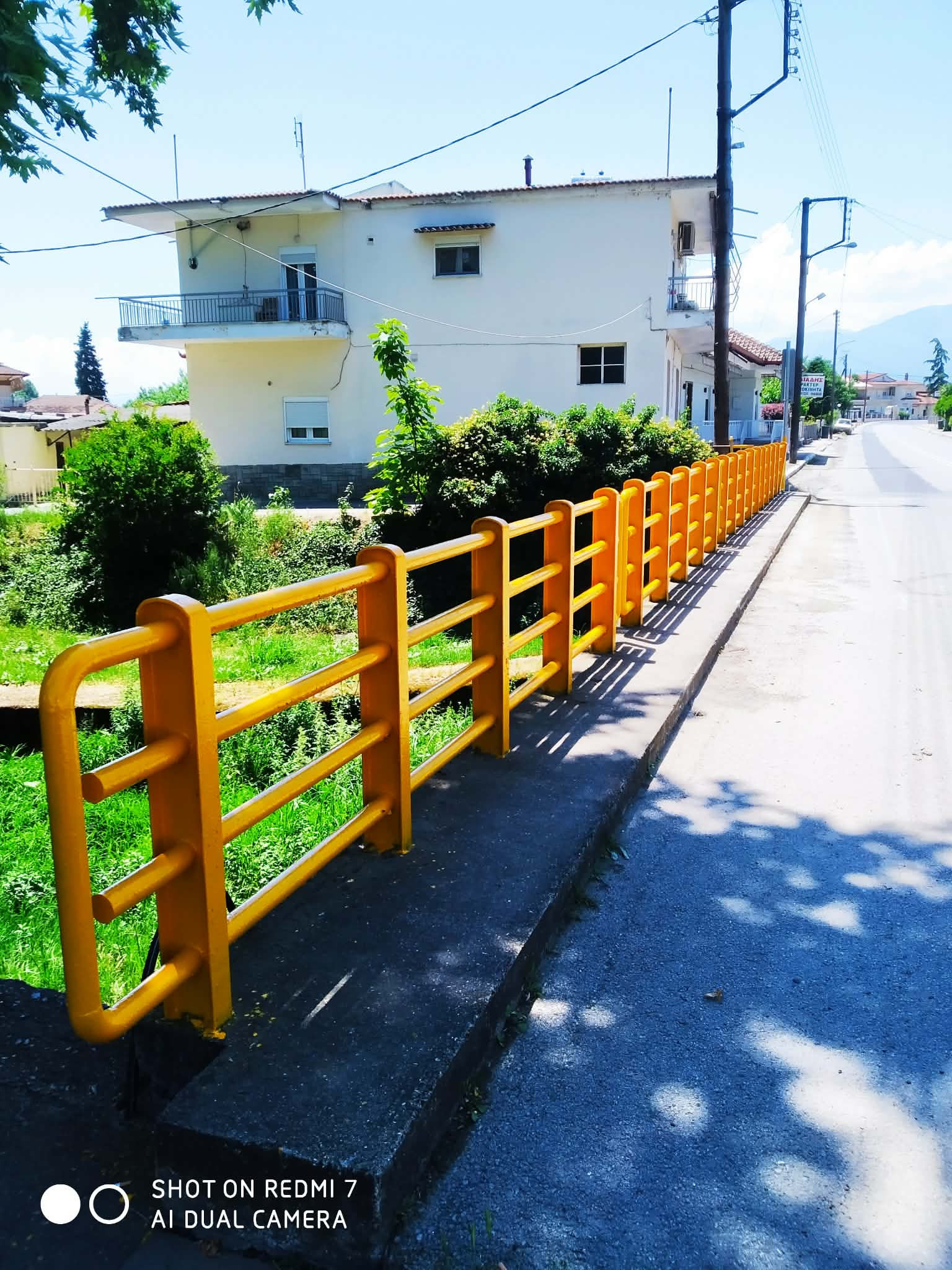 Αντιπεριφερειάρχης Πέλλας Δάνης Τζαμτζής: «Συντήρηση και εξωραισμός των δημόσιων υποδομών με δικά μας μέσα και ανθρώπινο δυναμικό, βελτιώνοντας την ασφάλεια και αισθητική και εξοικονομώντας πόρους»