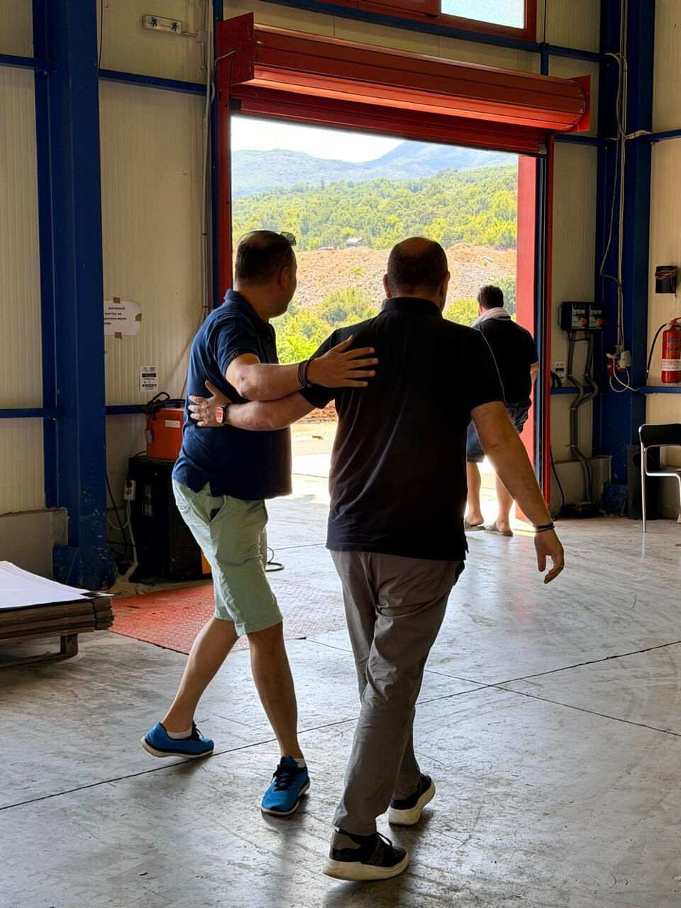Επίσκεψη Λάκη Βασιλειάδη σε συνεταιρισμούς, ομάδες παραγωγών, διαλογητήρια, κέντρα παραλαβών και επιχειρήσεις που διακινούν προϊόντα στην περιοχή της Έδεσσας