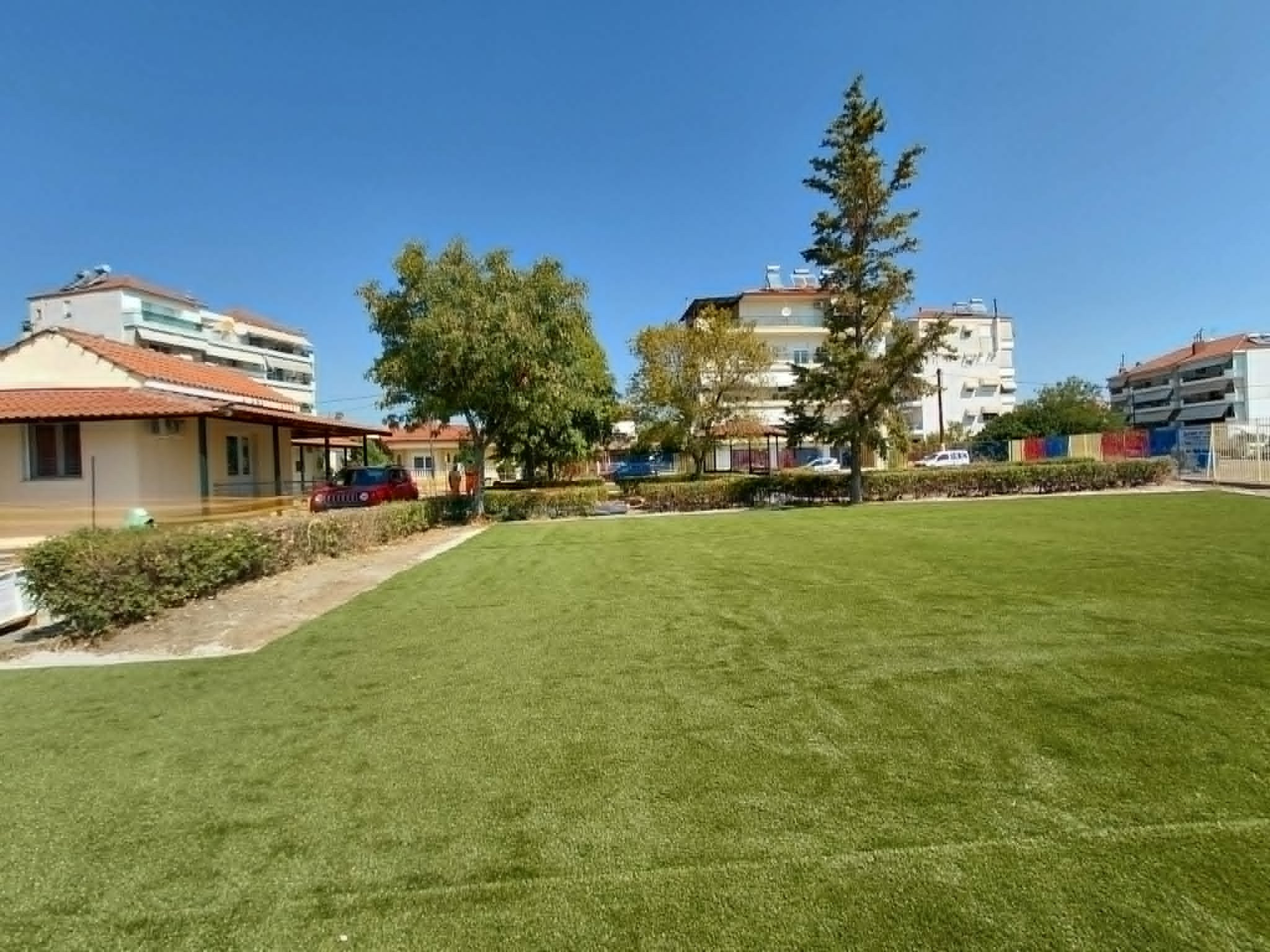 Νέος συνθετικός χλοοτάπητας στον Β’ Δημοτικό Βρεφονηπιακό Σταθμό Κιλκίς