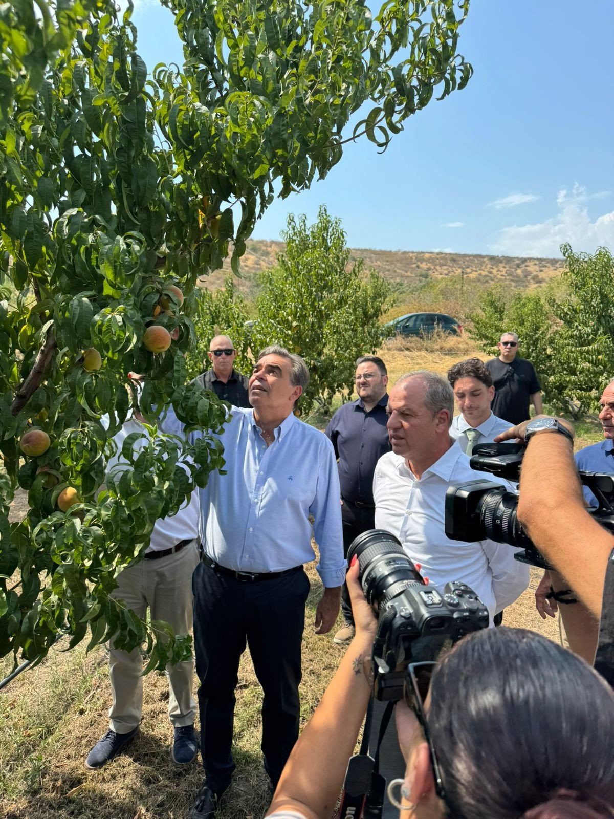 Διονύσης Σταμενίτης: «Στο επίκεντρο τα προβλήματα των παραγωγών της Πέλλας κατά την επίσκεψη Σχοινά»