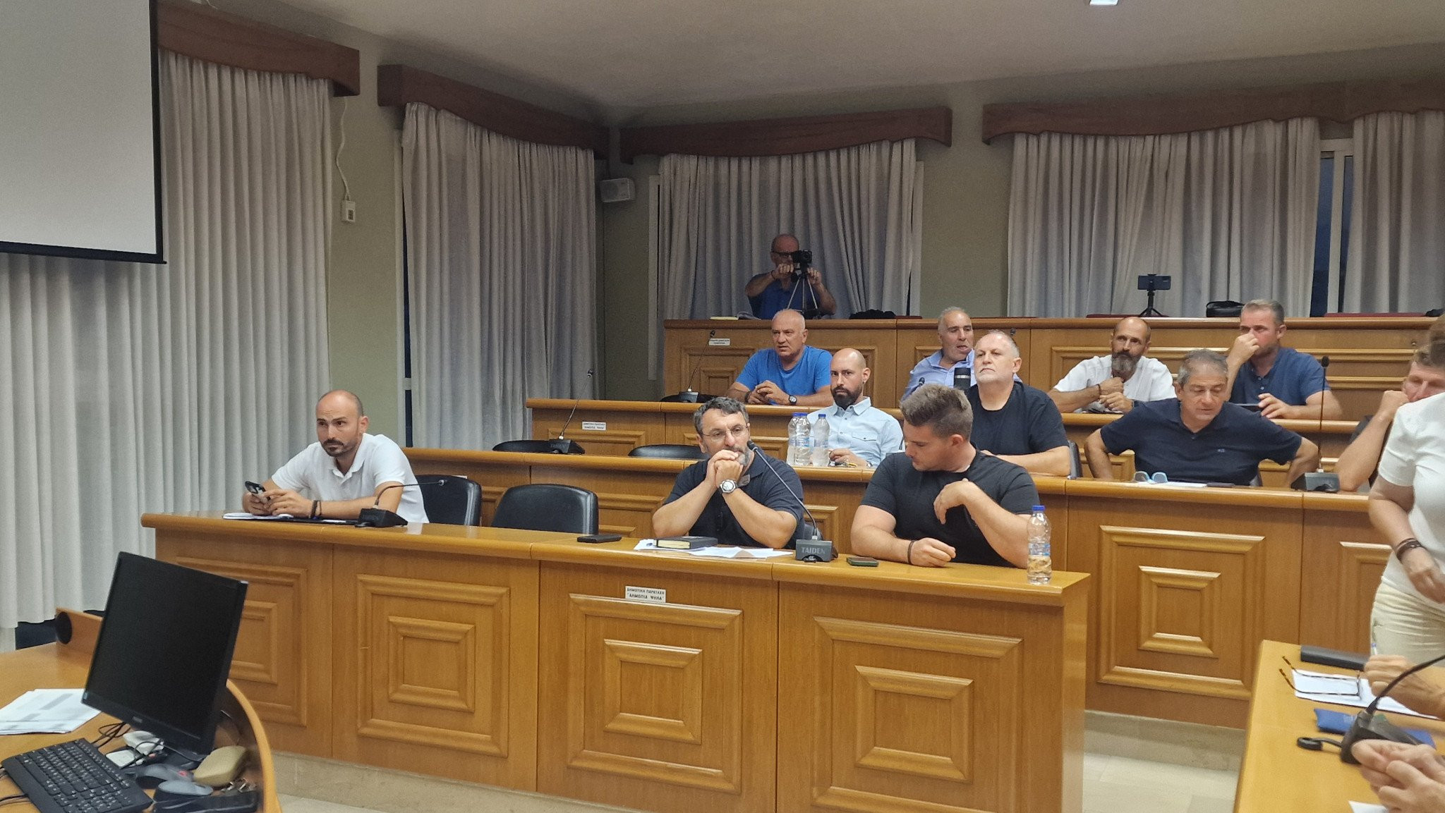 Δημοτικό Συμβούλιο Αλμωπίας: Έργα, ΔΕΥΑ, παιδικές χαρές και καθημερινότητα στο επίκεντρο – Όλα όσα συζητήθηκαν