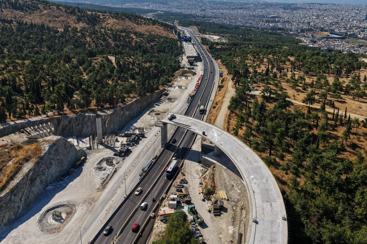 Θεσσαλονίκη: Εντυπωσιακές εικόνες από drone αποτυπώνουν την πρόοδο του Flyover
