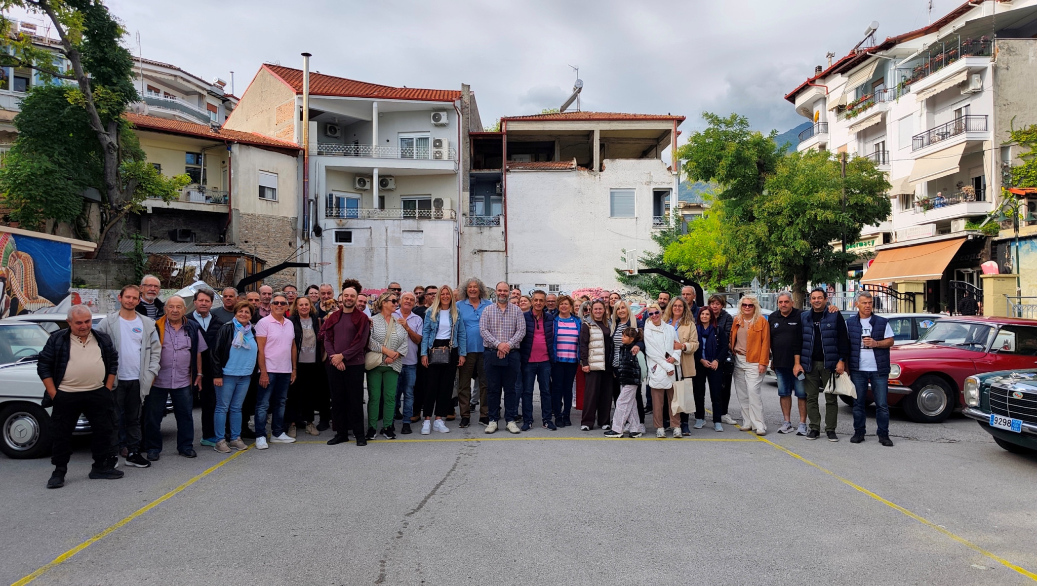 Με επιτυχία η διήμερη περιήγηση και έκθεση 40 κλασικών αυτοκινήτων στη Νάουσα