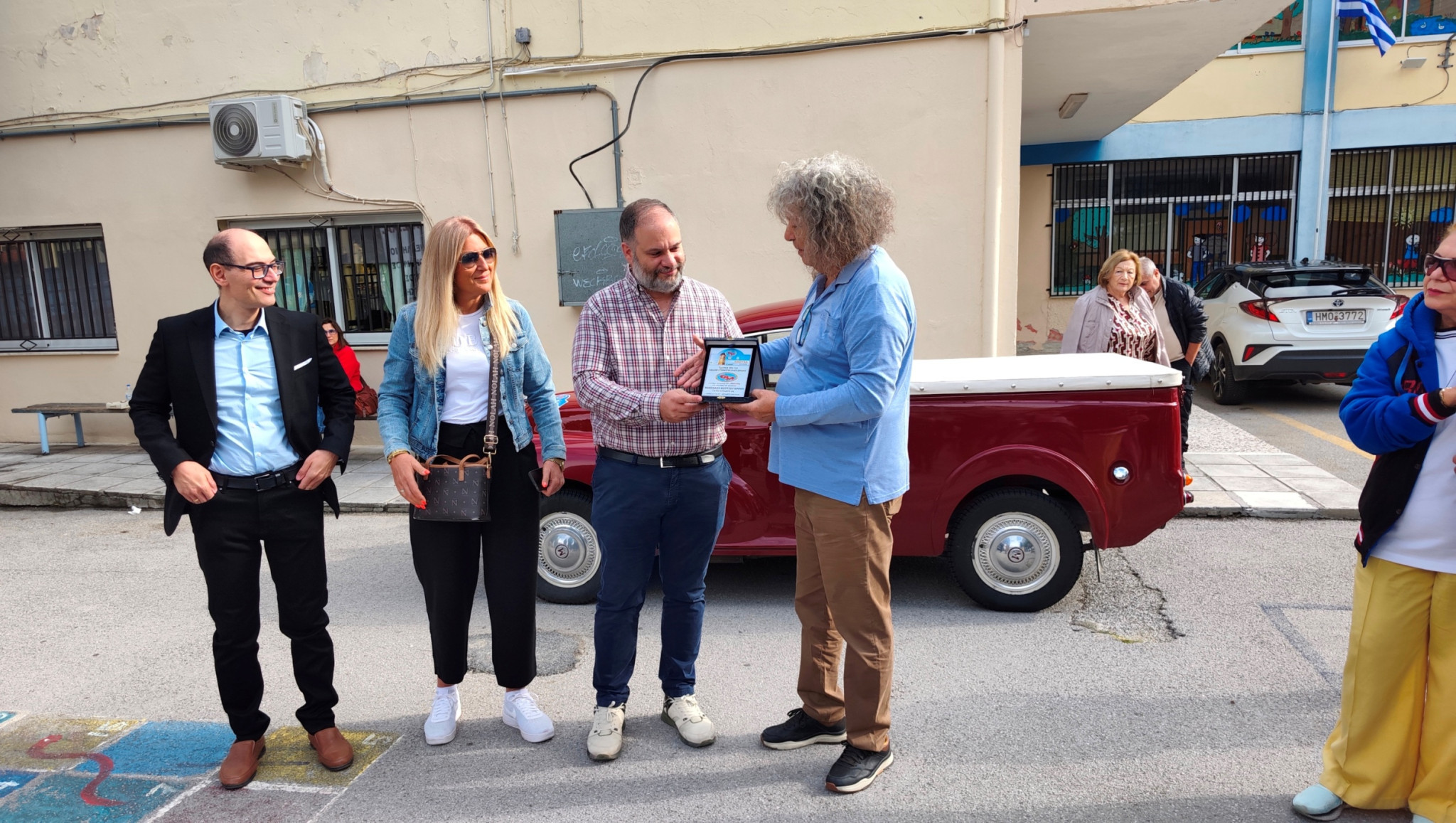 Με επιτυχία η διήμερη περιήγηση και έκθεση 40 κλασικών αυτοκινήτων στη Νάουσα