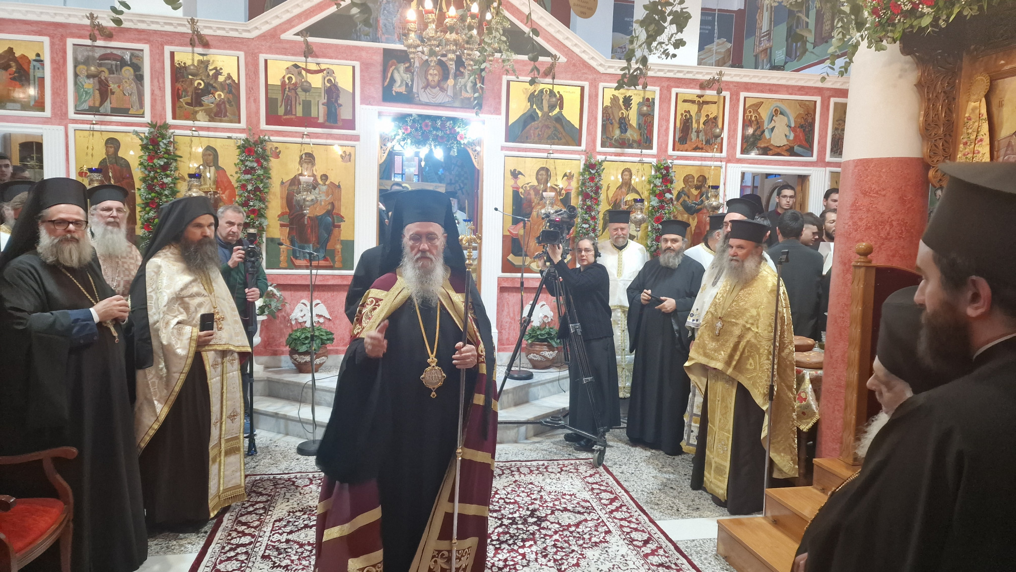 Ιστορική ημέρα με την  ανακομιδή και υποδοχή των Ιερών Λειψάνων της Αγίας Χρυσής