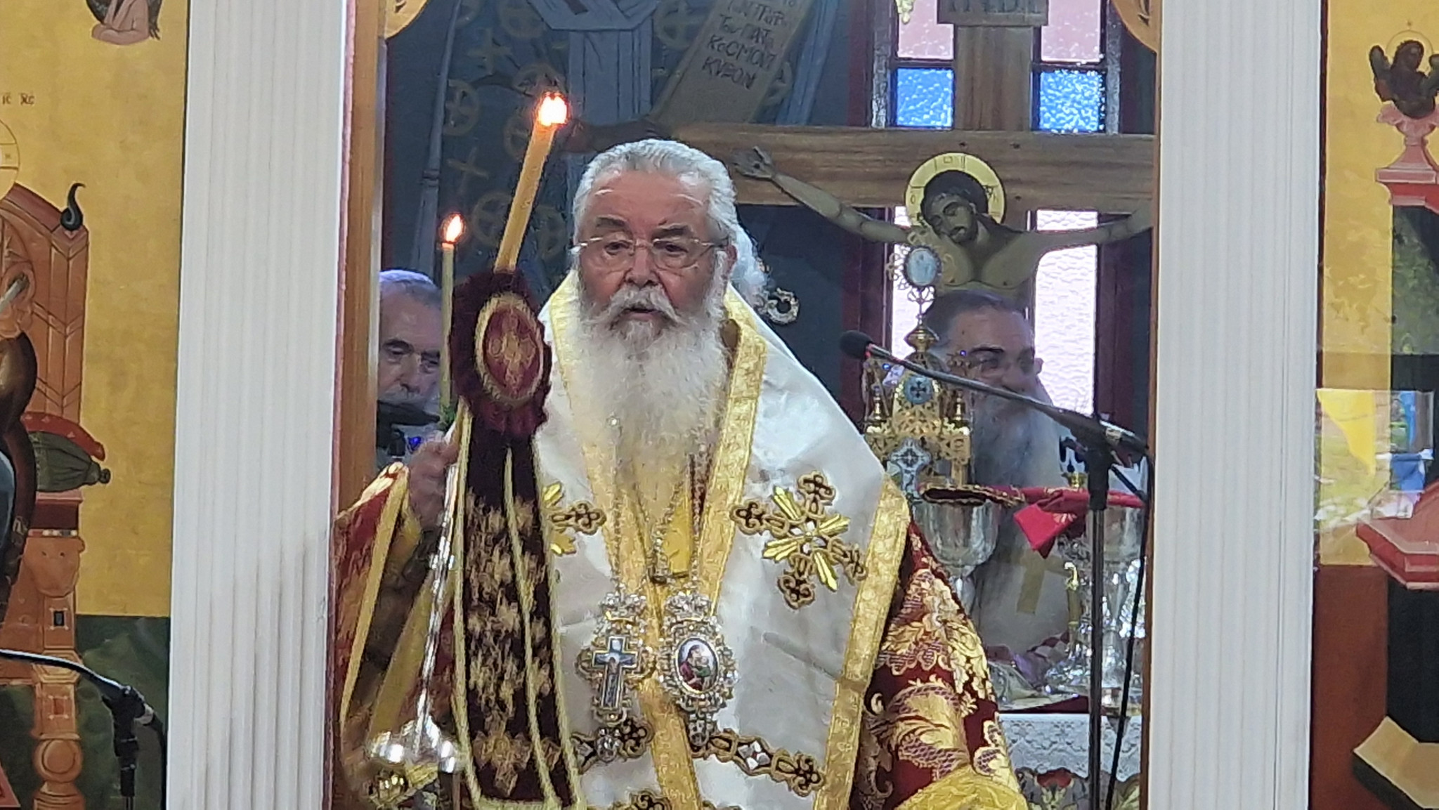 Λαοθάλασσα στη Χρυσή Αλμωπίας ανήμερα της Αγίας Χρυσής – Με λαμπρότητα η Πολυαρχιερατική Θεία Λειτουργία