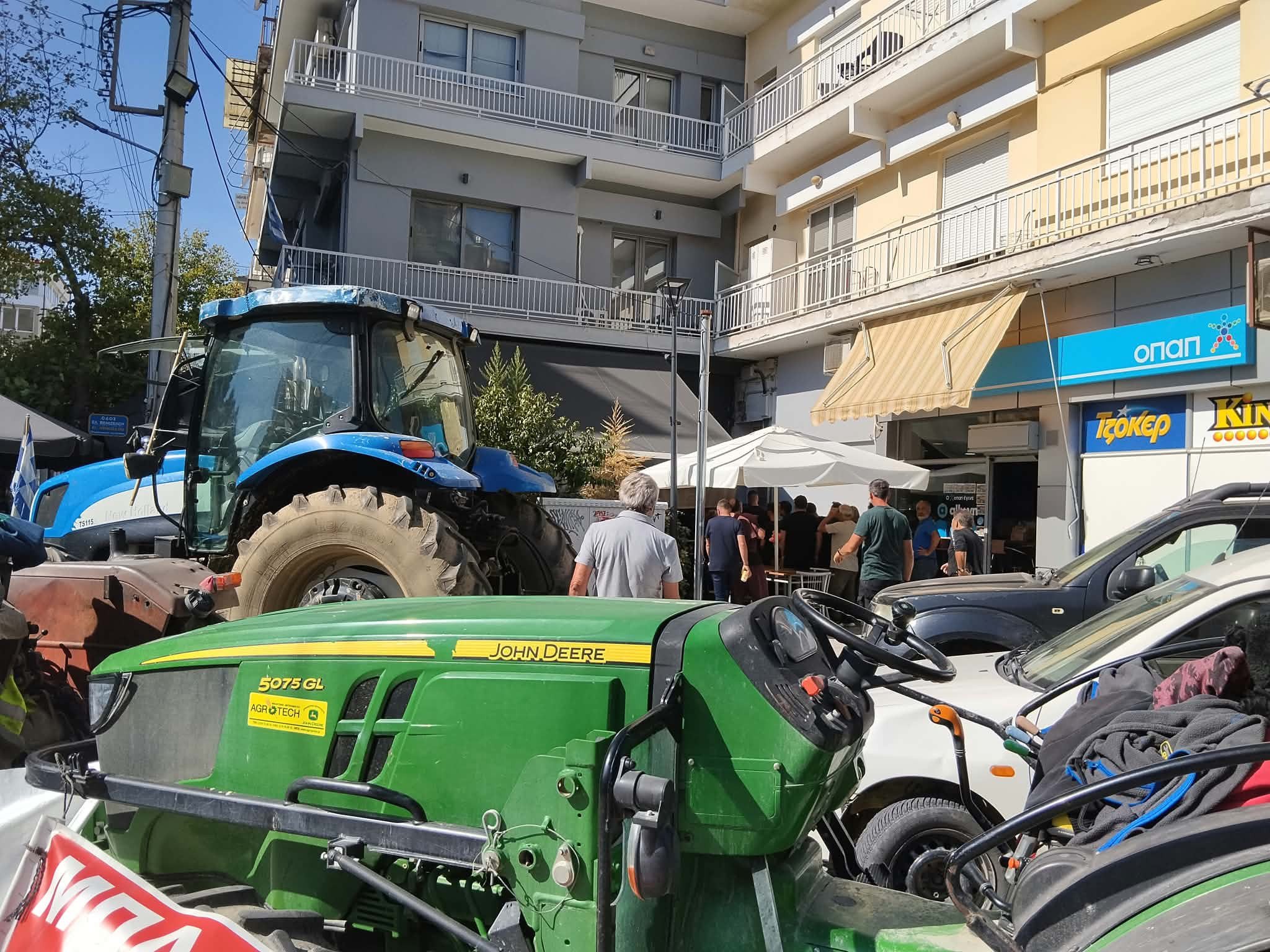 Με σύνθημα το "Αγρότη πολέμα" στον Πεζόδρομο των Γιαννιτσών οι αγρότες της Αλμωπίας