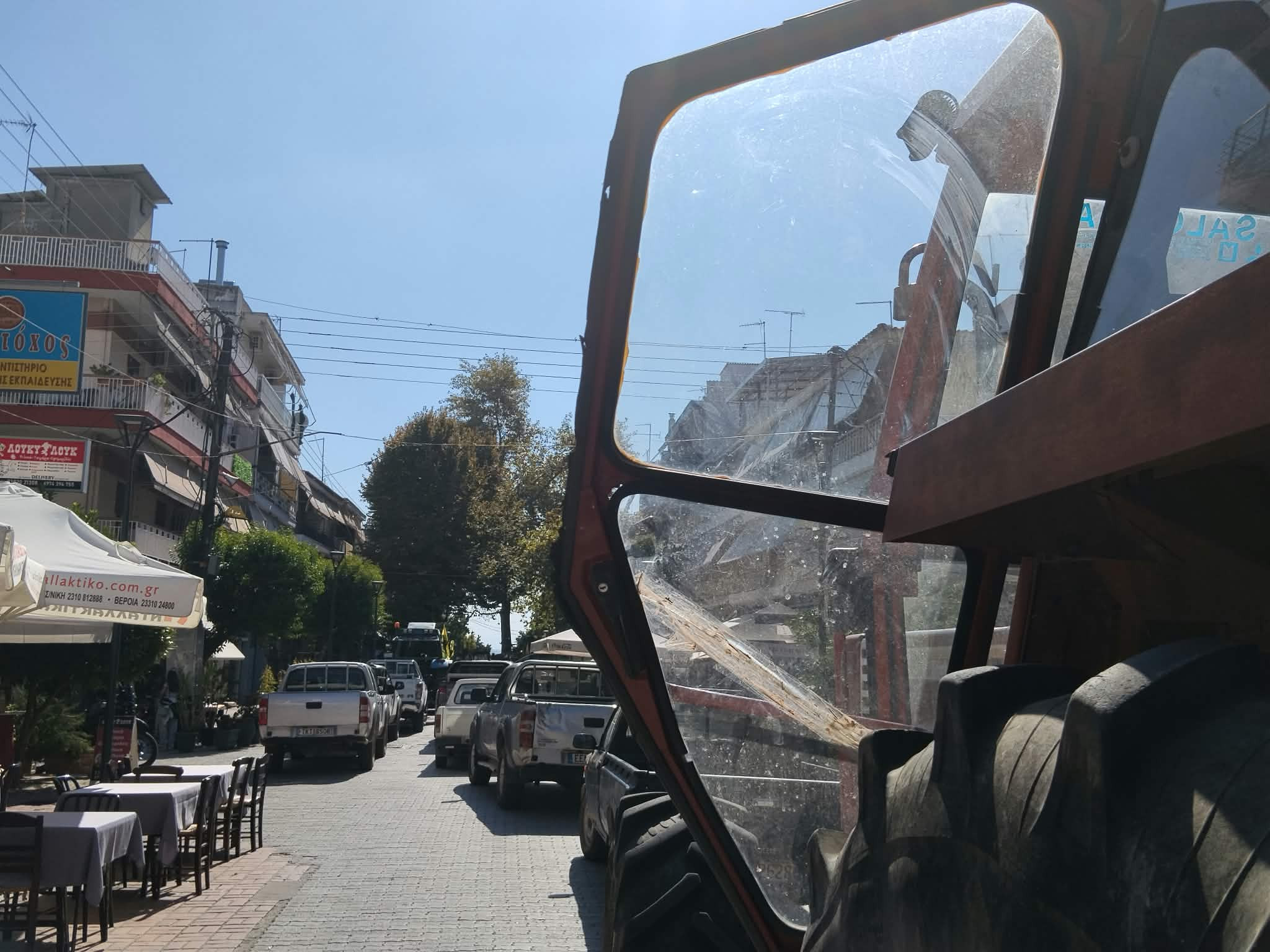 Με σύνθημα το "Αγρότη πολέμα" στον Πεζόδρομο των Γιαννιτσών οι αγρότες της Αλμωπίας