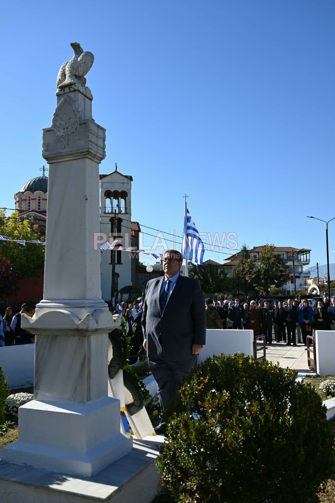 Σκύδρα: Επιμνημόσυνη δέηση και κατάθεση στεφάνων για την επέτειο της απελευθέρωσης (φωτογραφίες)