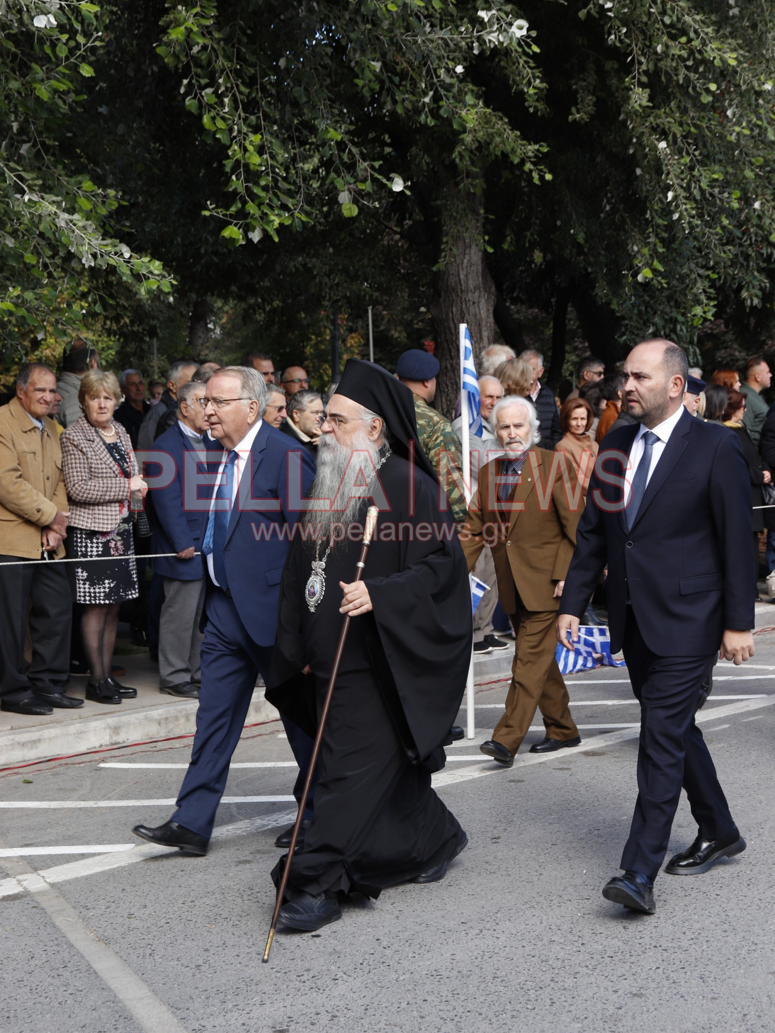 Με παραδοσιακές φορεσιές και στρατιωτική παρουσία η παρέλαση για την απελευθέρωση της Έδεσσας