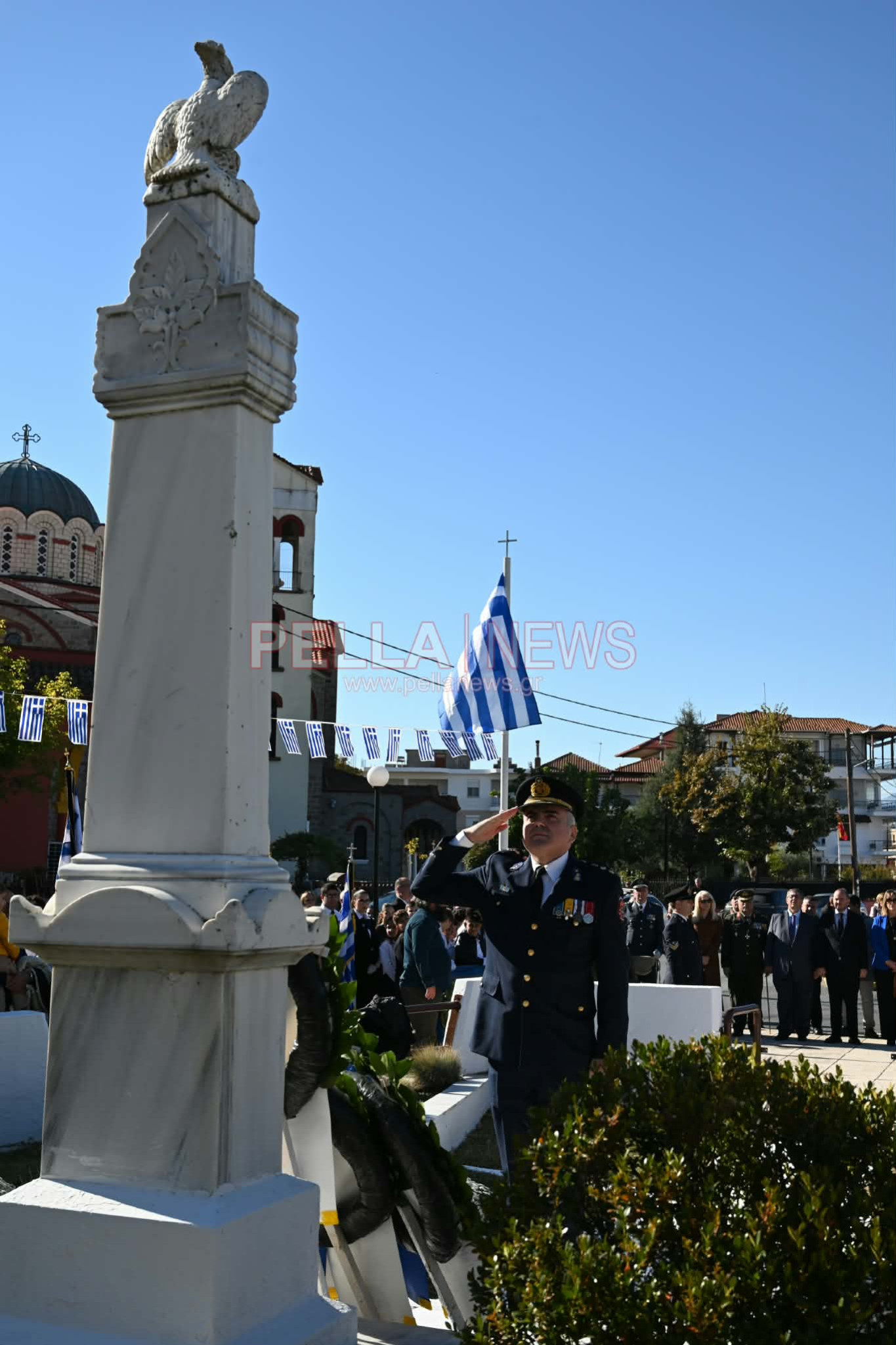 Σκύδρα: Επιμνημόσυνη δέηση και κατάθεση στεφάνων για την επέτειο της απελευθέρωσης (φωτογραφίες)