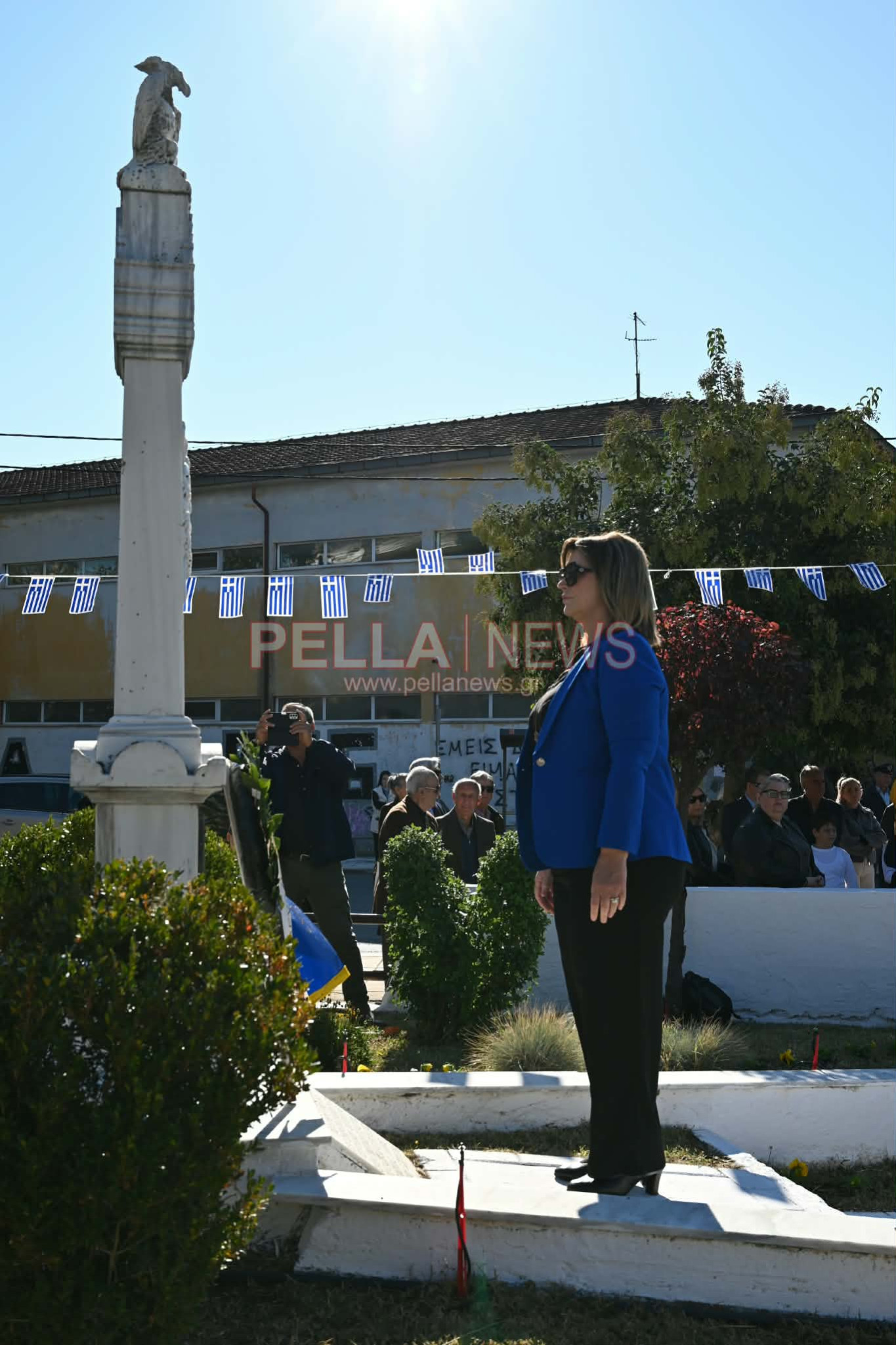 Σκύδρα: Επιμνημόσυνη δέηση και κατάθεση στεφάνων για την επέτειο της απελευθέρωσης (φωτογραφίες)